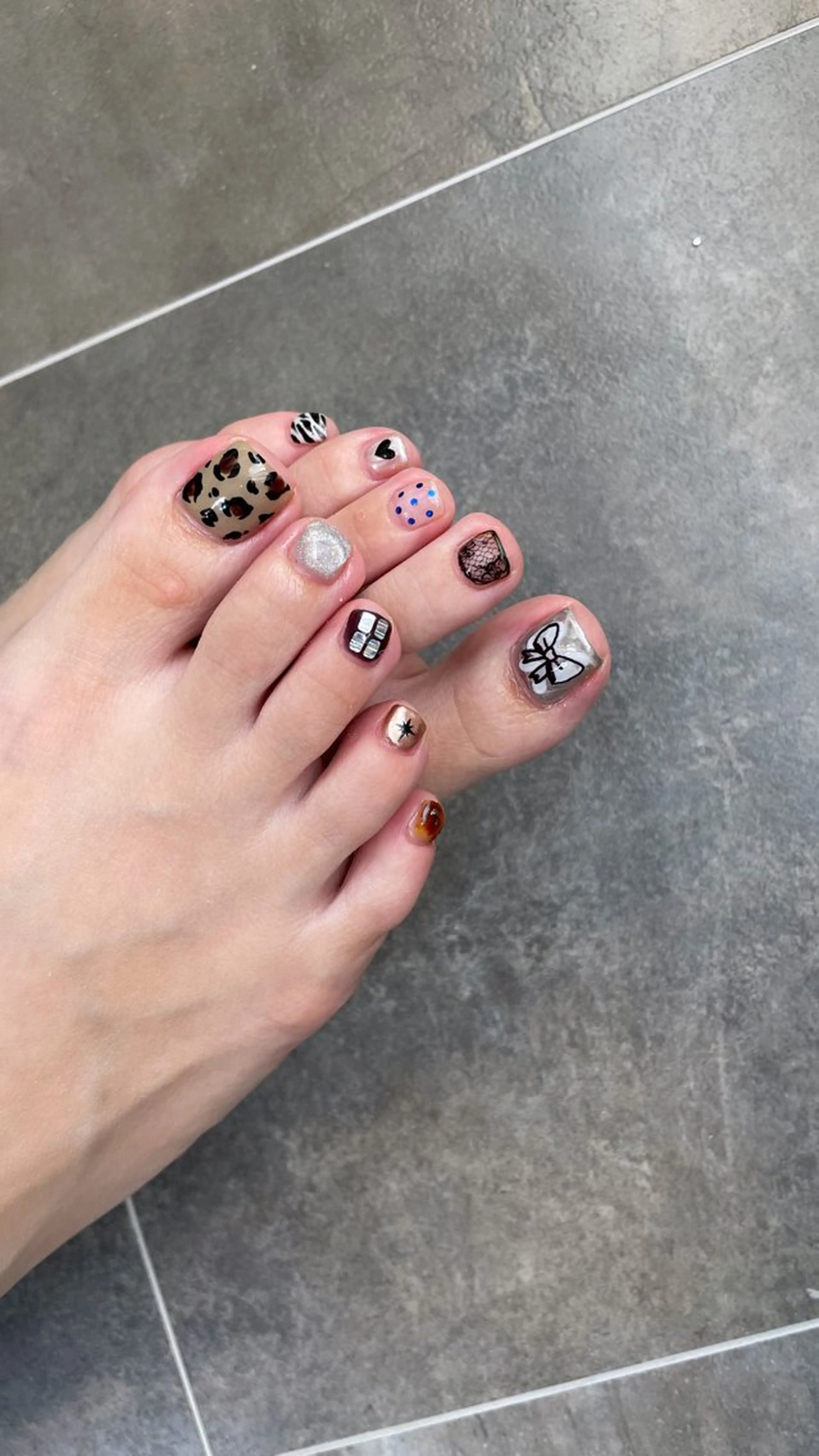 💛フットネイル💛付け放題🌈の写真