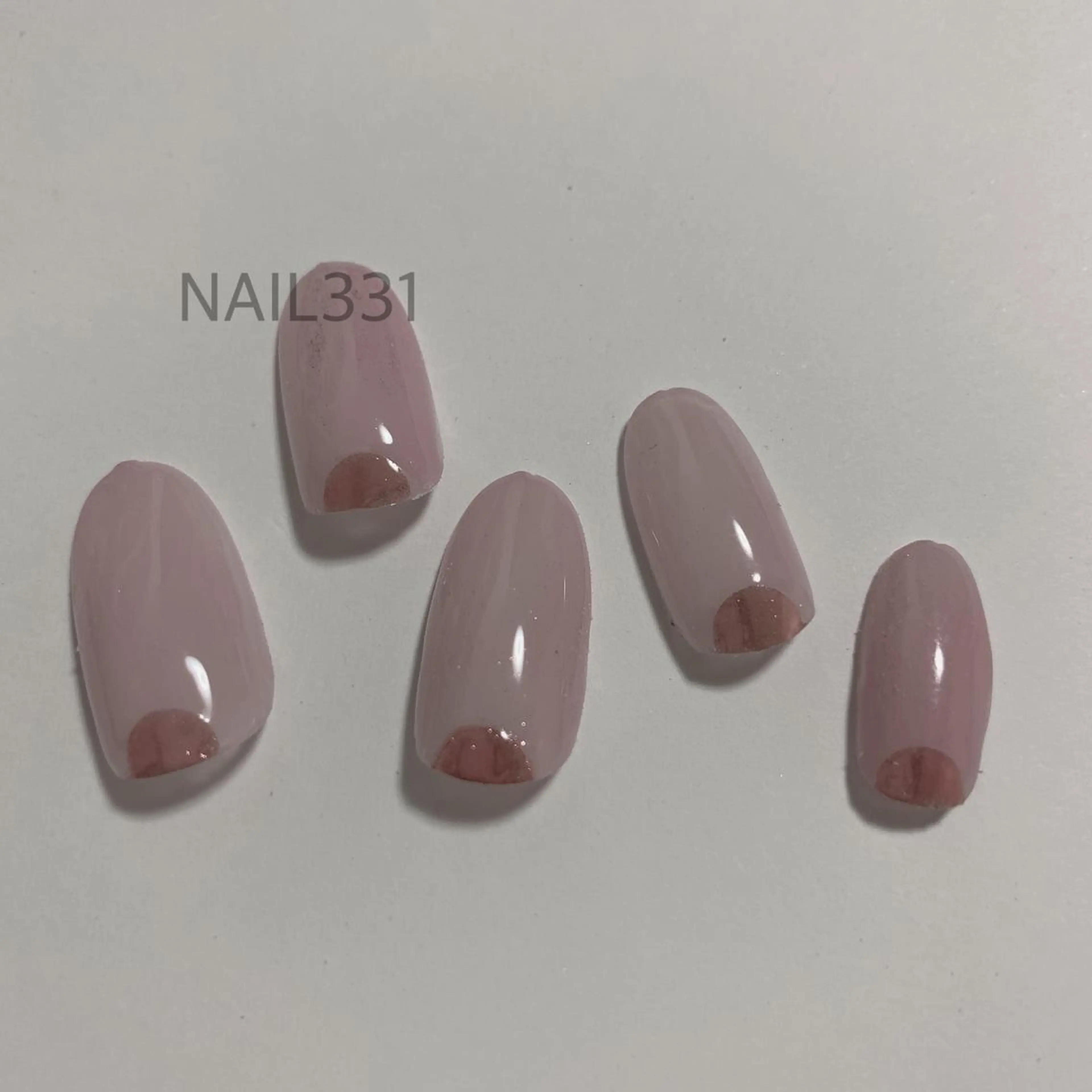 ネイル ミラーネイル ワンカラーネイル Nail 331のネイルデザイン