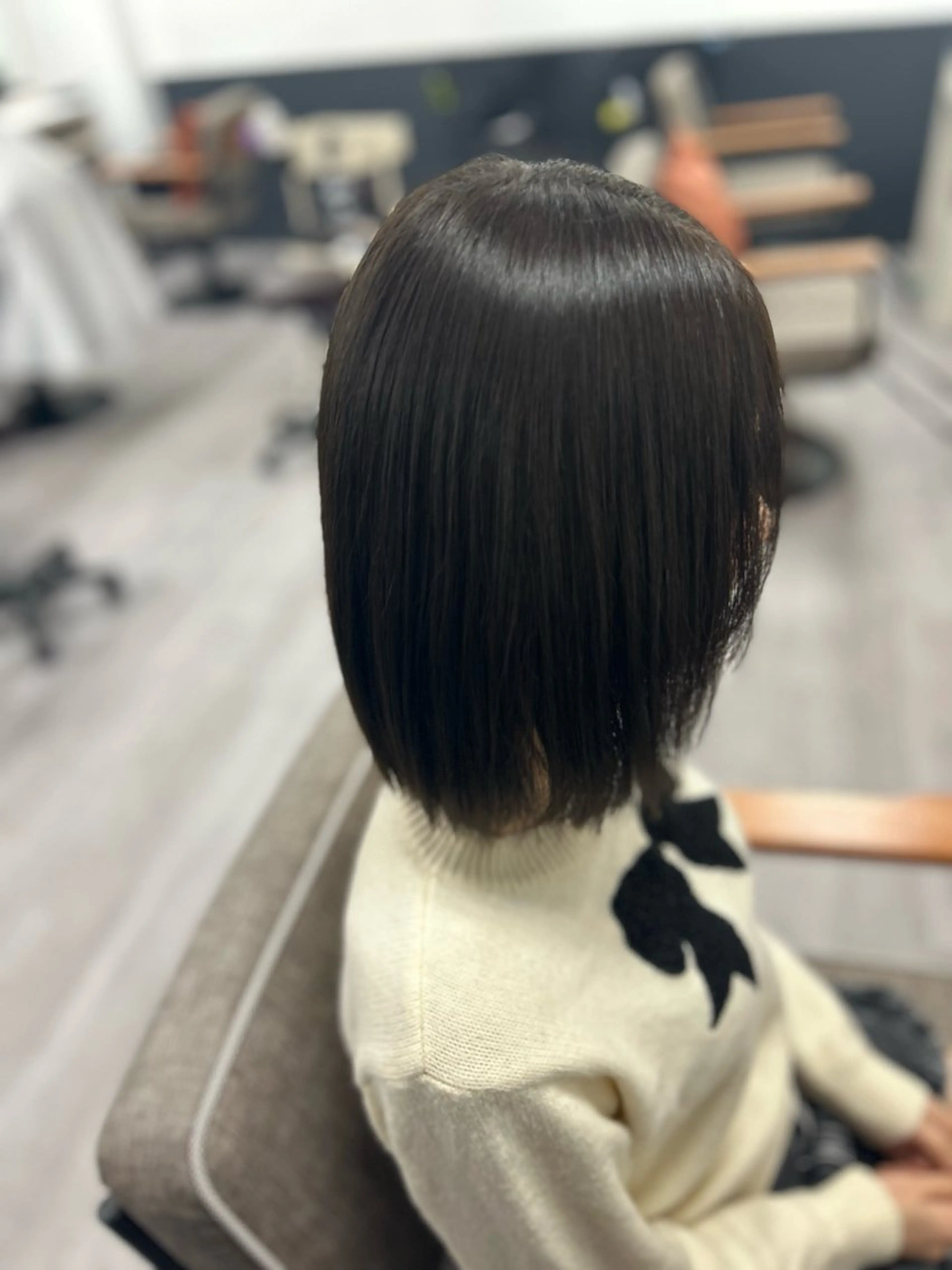 ショート カット 縮毛矯正 艶髪カラー┊︎ レイヤーボブ🍀きりのヘアスタイル