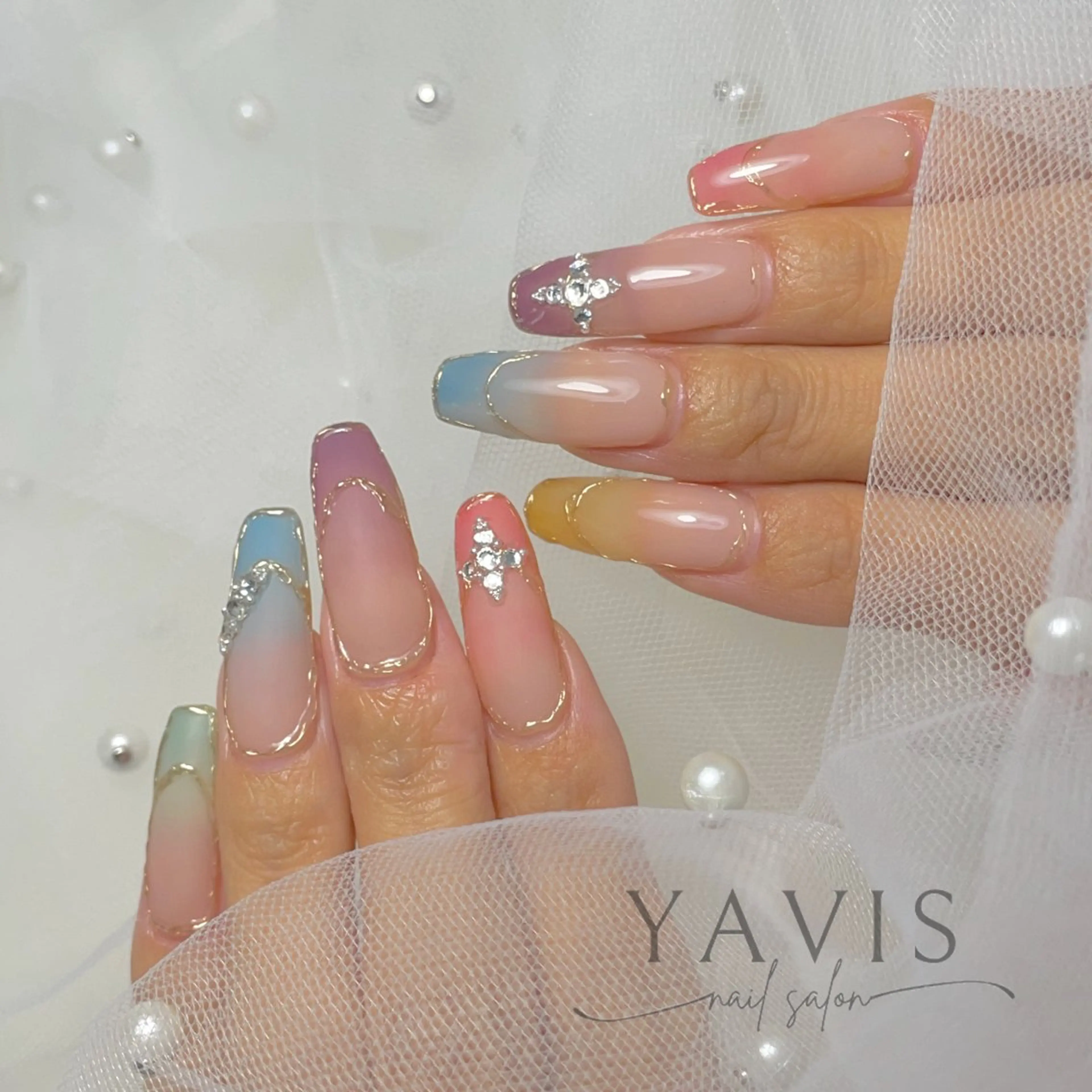 ネイル フレンチネイル グラデーション ミラーネイル YAVIS_ nailのネイルデザイン