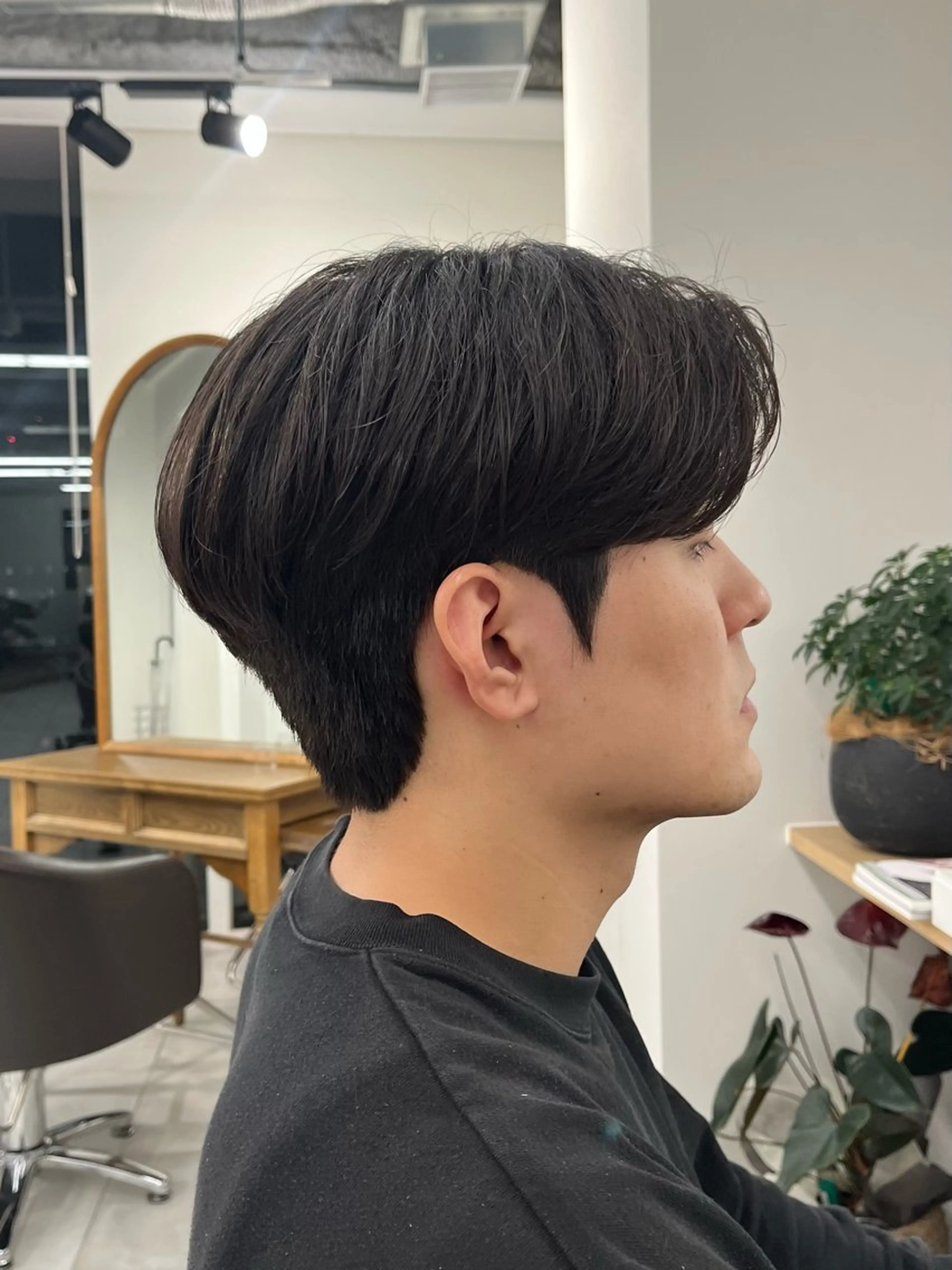 ミディアム パーマ メンズ カット パーマ トリートメント ヘアセット 🏆メンズヘア特化 🥇代表りんぺーのヘアスタイル