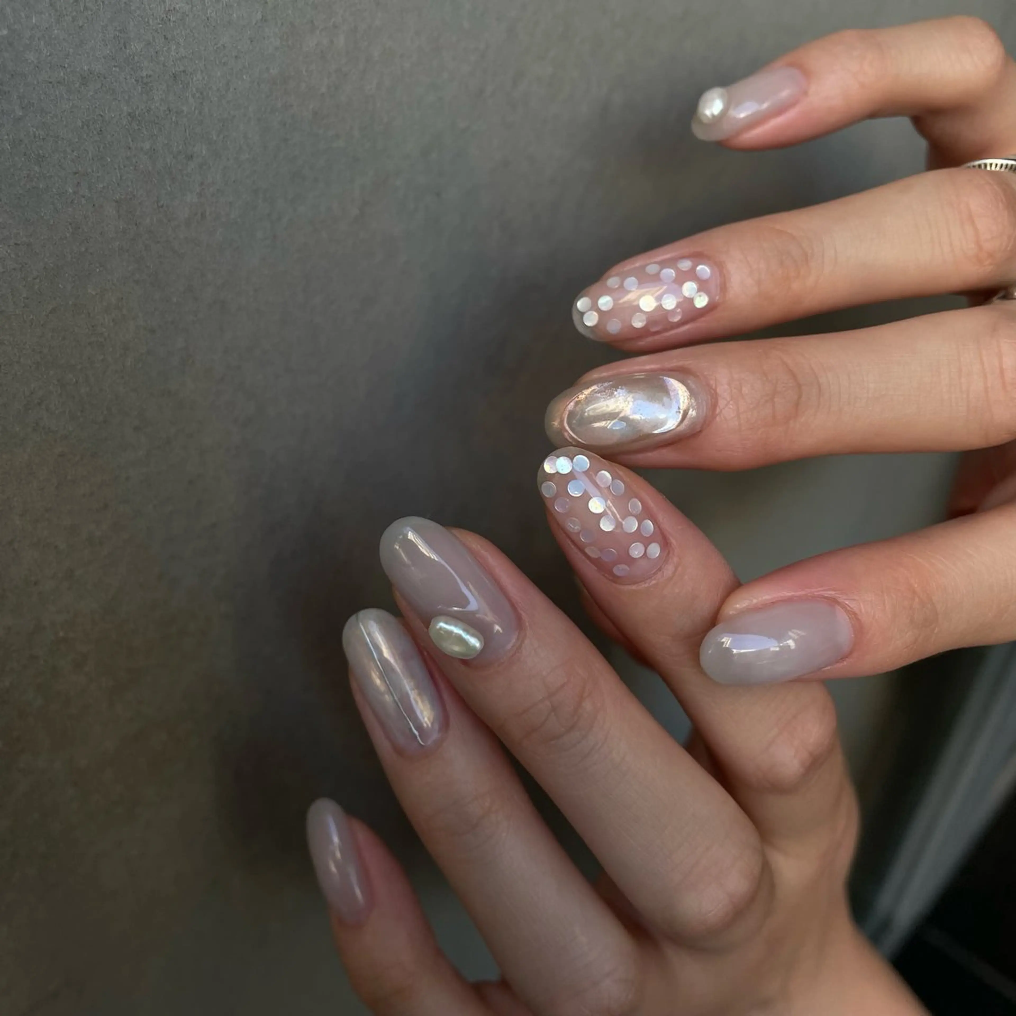 ネイル ニュアンスネイル ぷっくりネイル new.ed/ staffのネイルデザイン