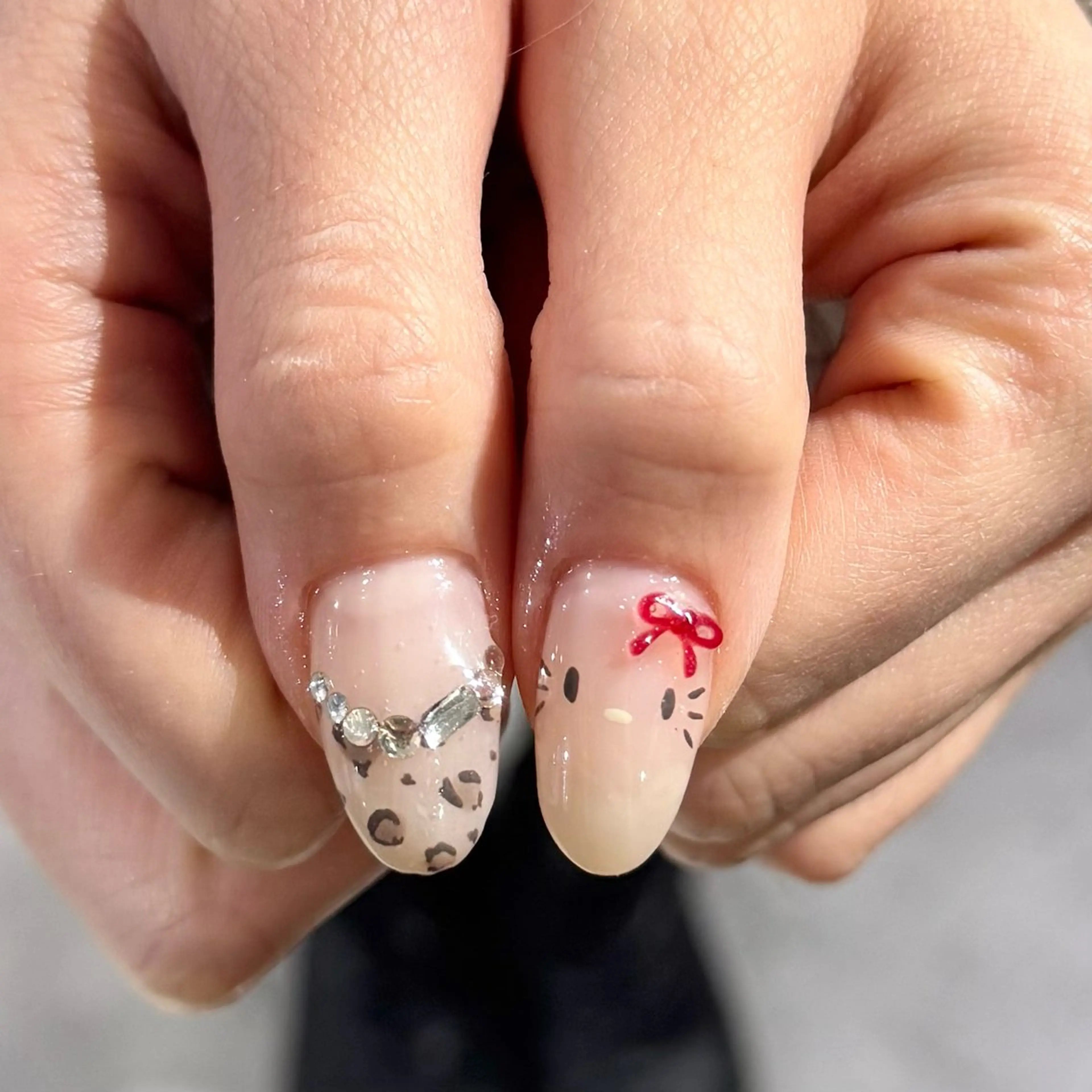 セミロング 小川 柚香のネイルデザイン
