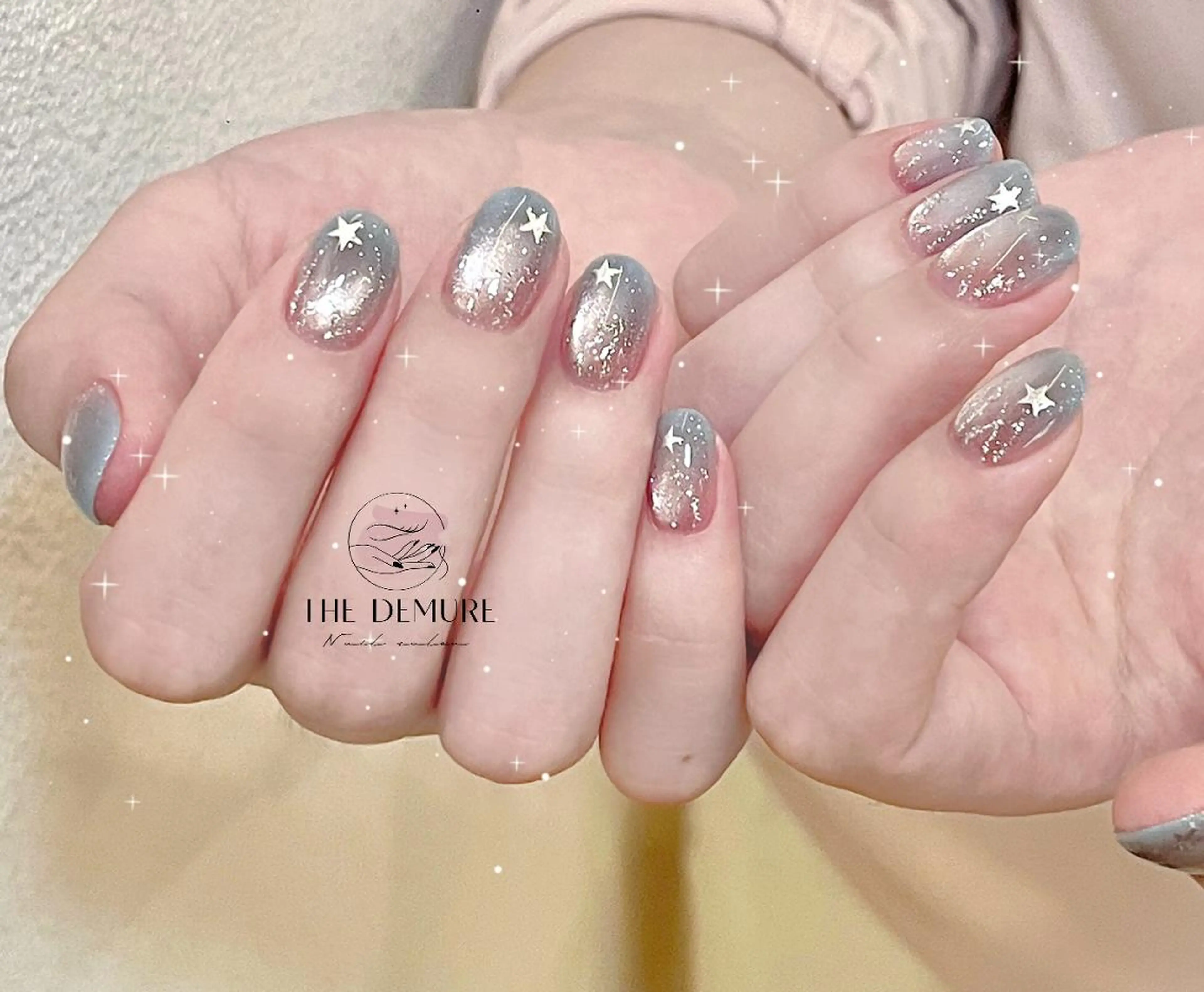 ネイル アートネイル フットネイル 韓国ネイル マグネットネイル オフィスネイル ハンドネイル Demure Coco 銀座店のネイルデザイン