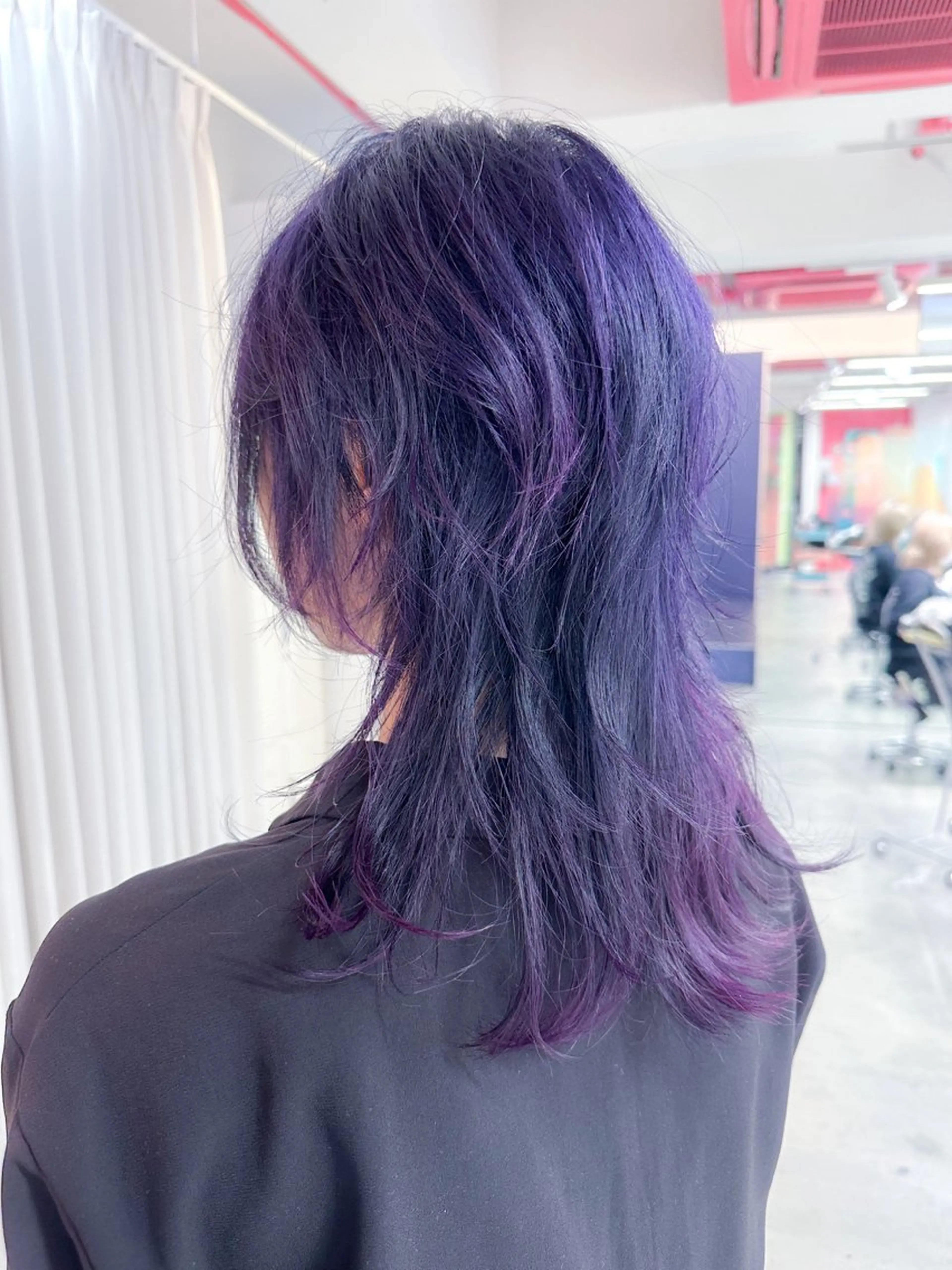 ミディアム カラー ブリーチ エドルカラー イルミナカラー ラベンダーカラー カット ヘアカラー BOX mico.のヘアスタイル