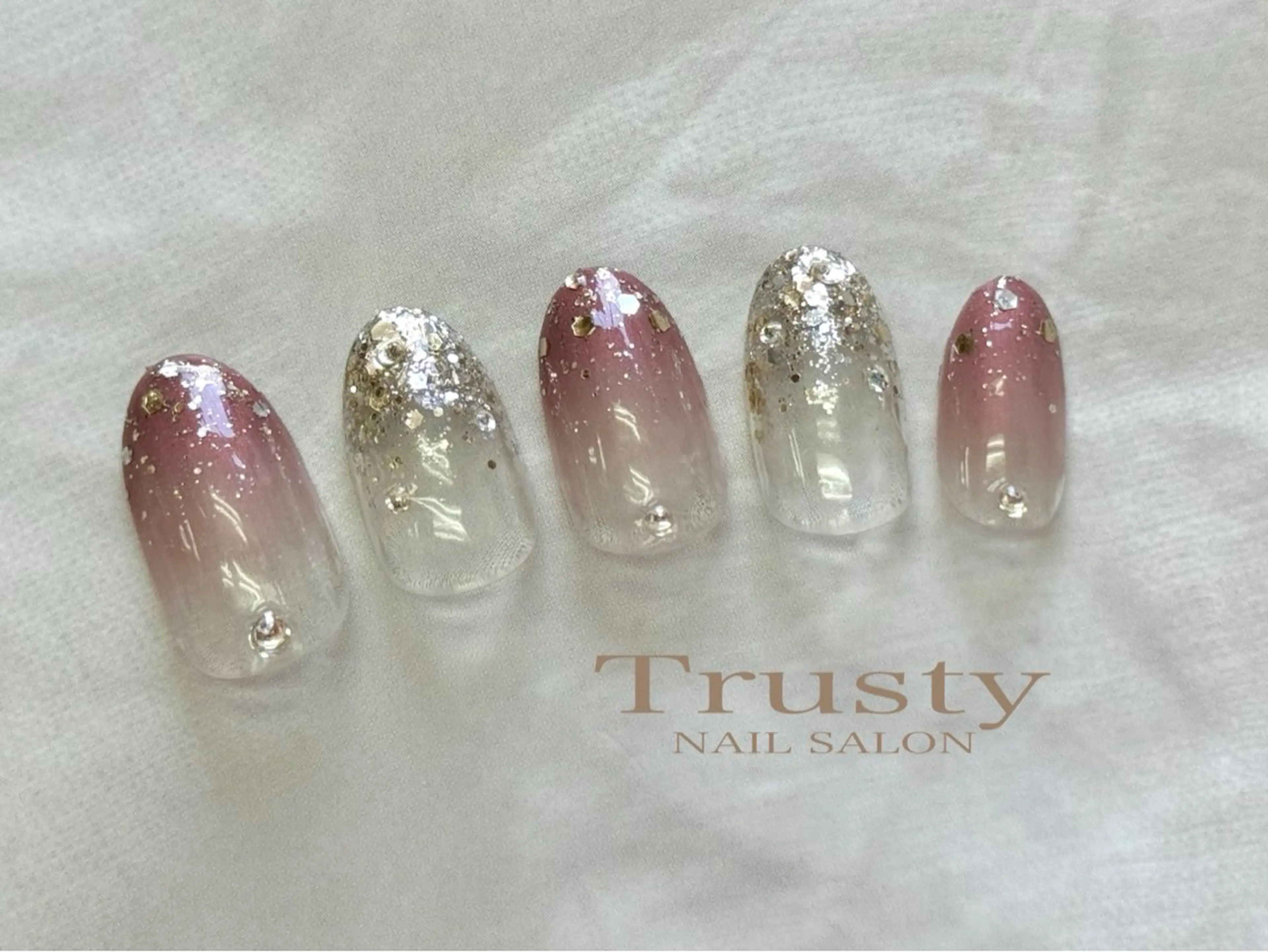 ネイル Trusty新小岩 杉山のネイルデザイン