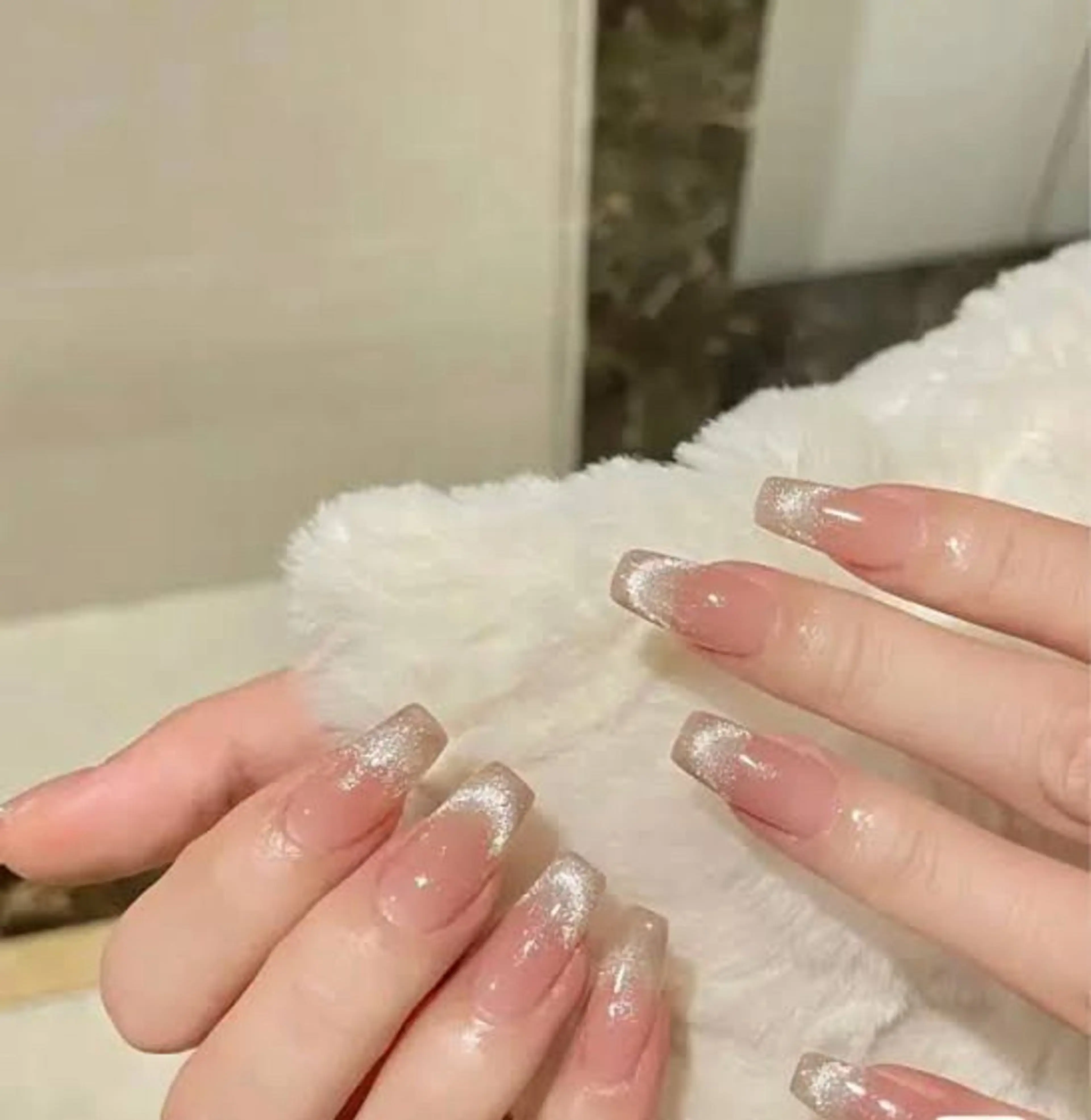 【練習モデル】チップ長さ出し✨マグネットフレンチ🎀ハンドケア付き🦋の写真