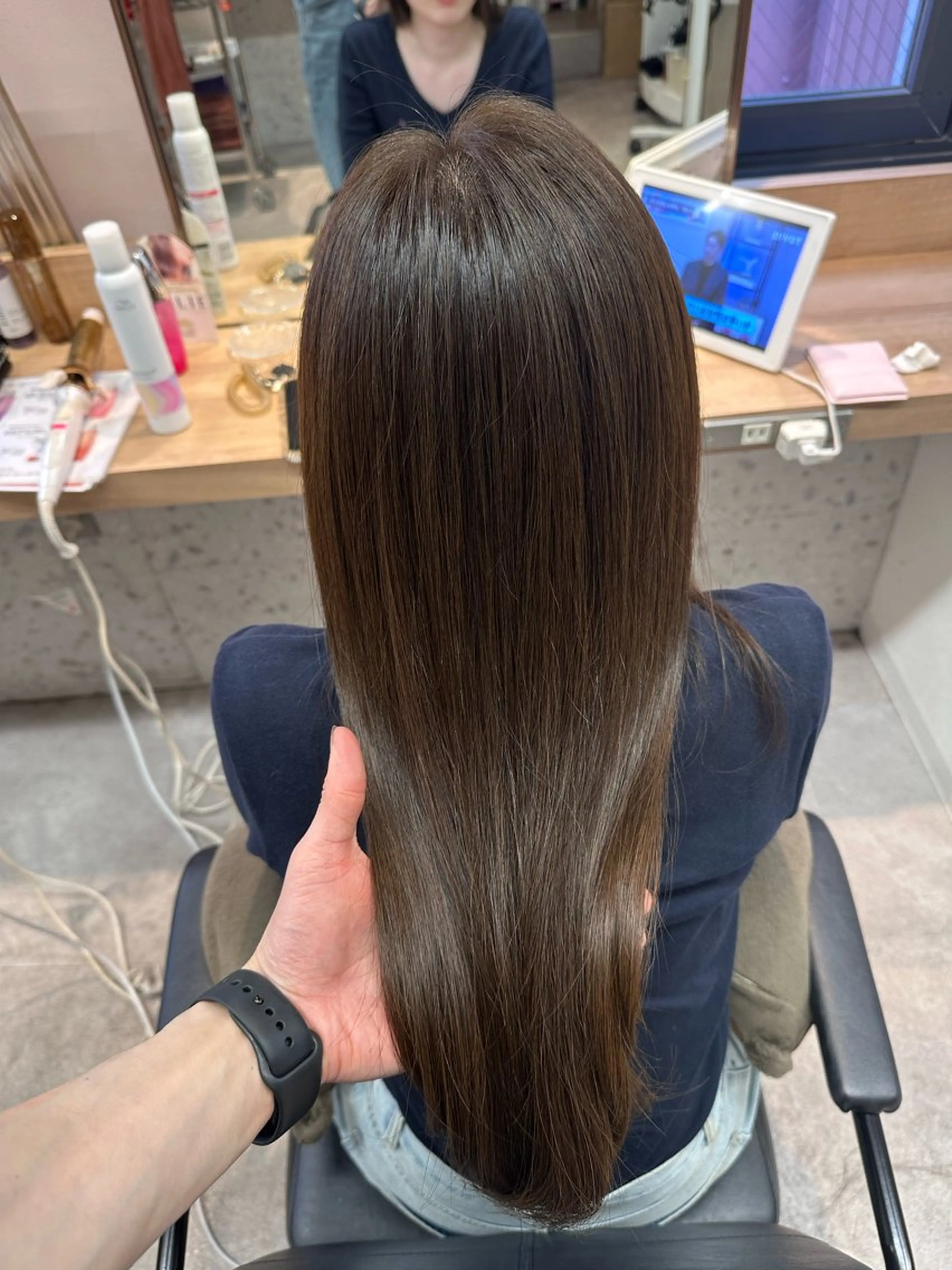 ロング 顔周りカット ハッシュカット 韓国風ヘア レイヤーカット シャギー 透明感カラー🩵 レイヤーカット/韓国のヘアスタイル