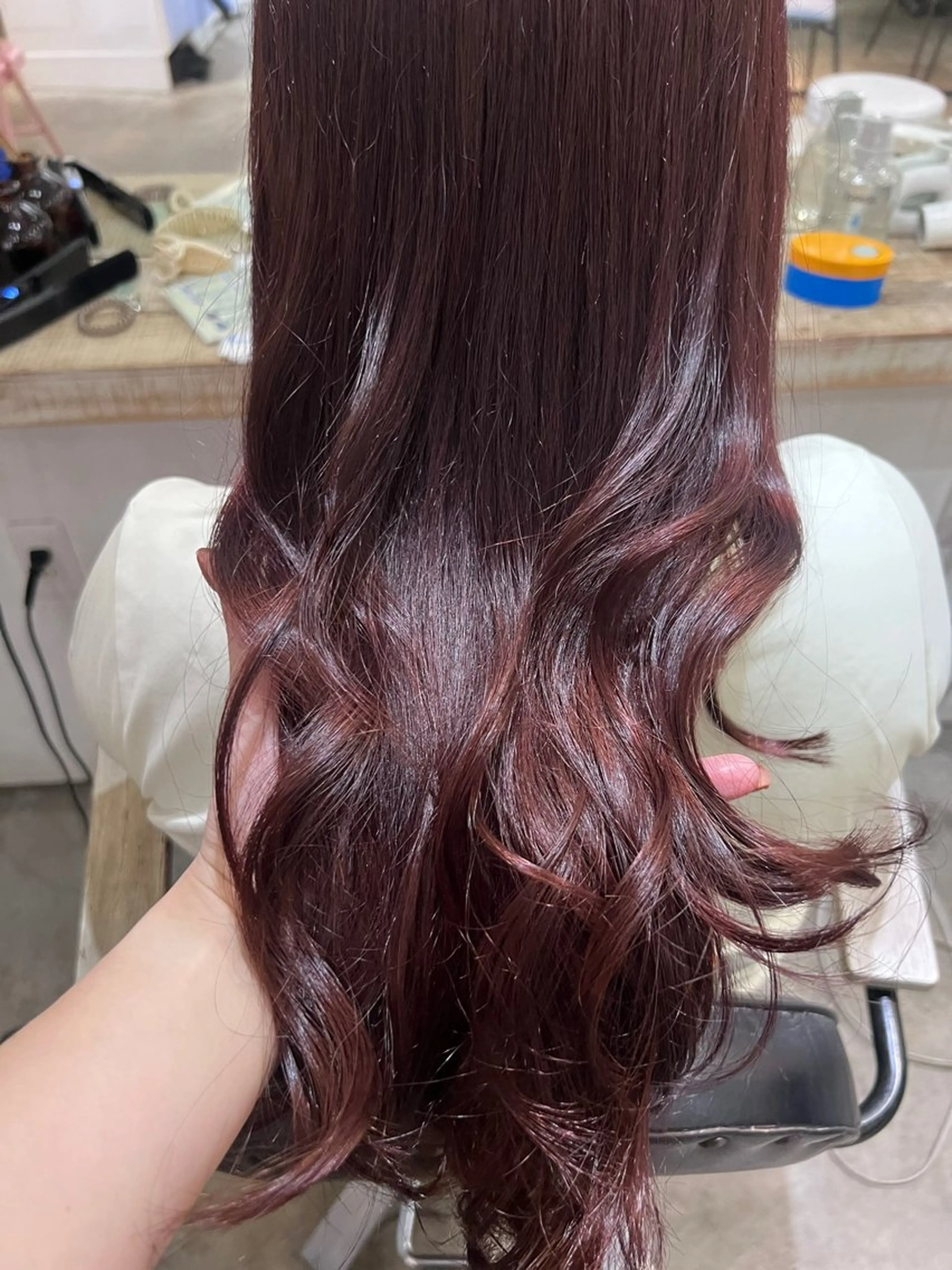 セミロング カラー ピンクカラー 中司 莉菜のヘアスタイル