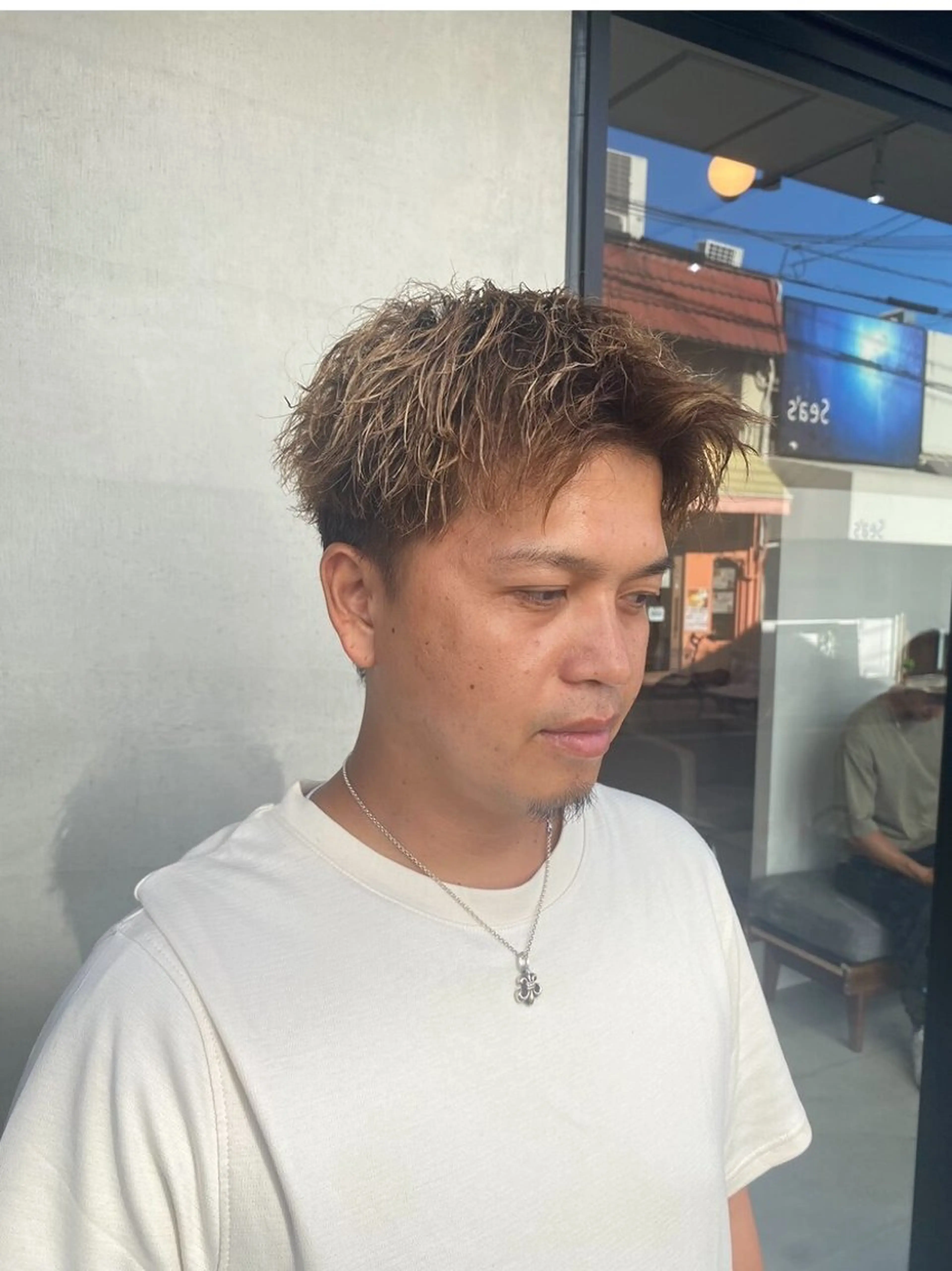 カラー パーマ メンズ カット ヘアカラー メンズ特化 美容師misakiのヘアスタイル