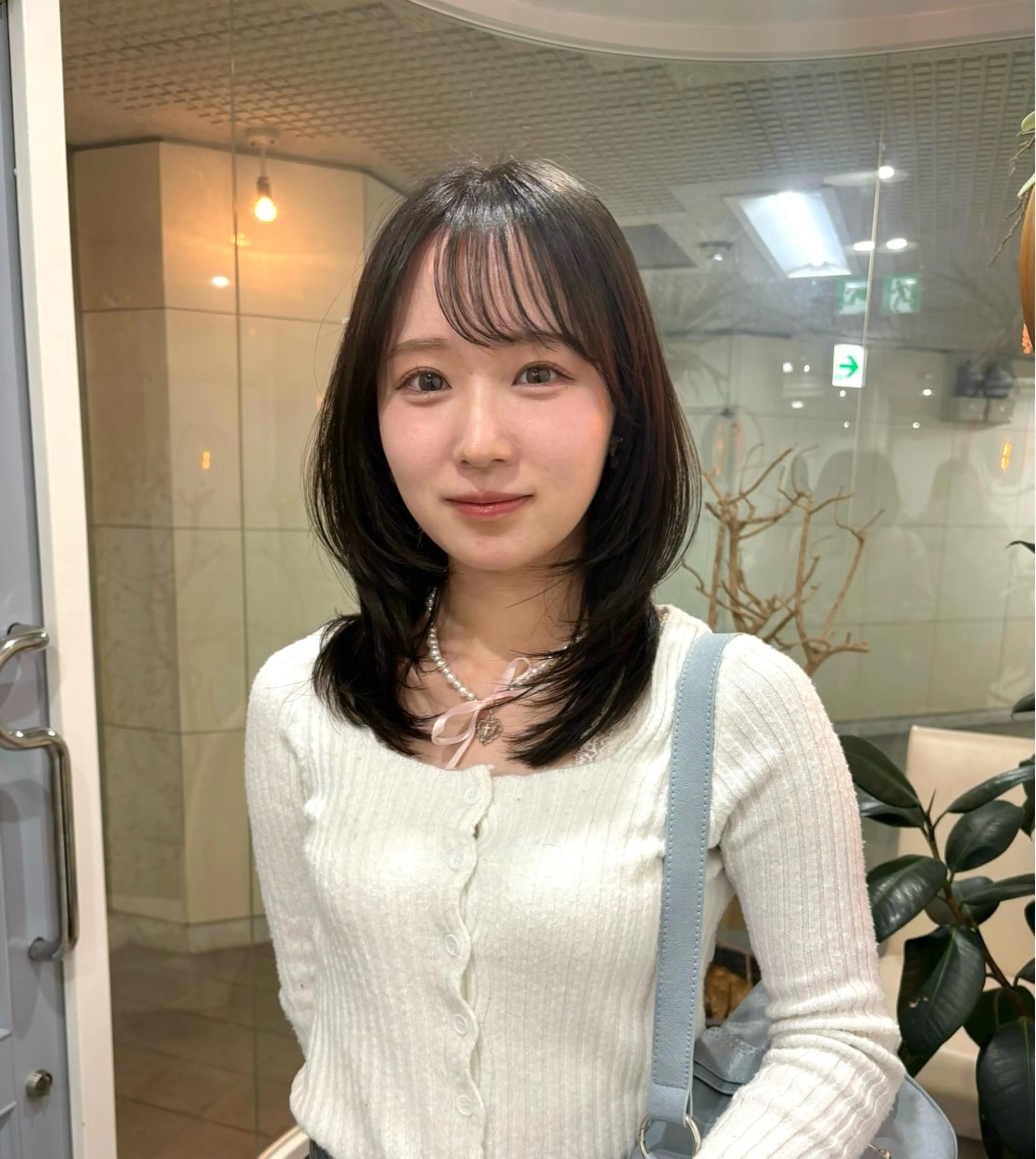 ミディアム カット ヘアカラー トリートメント 似合わせヘア/透明感 カラー/ Rioのヘアスタイル