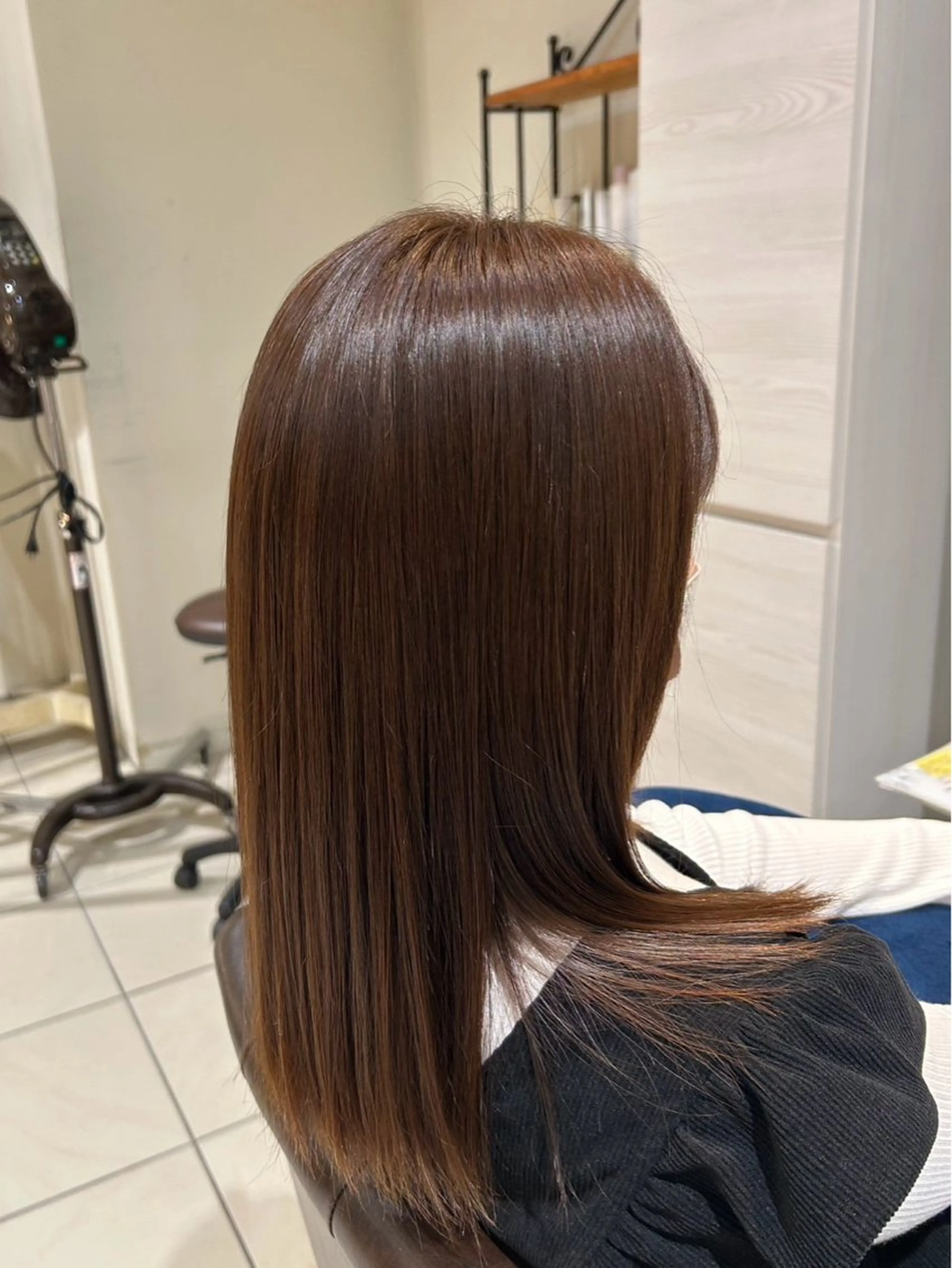 ミディアム ヘアカラー 手塚 佑樹のヘアスタイル