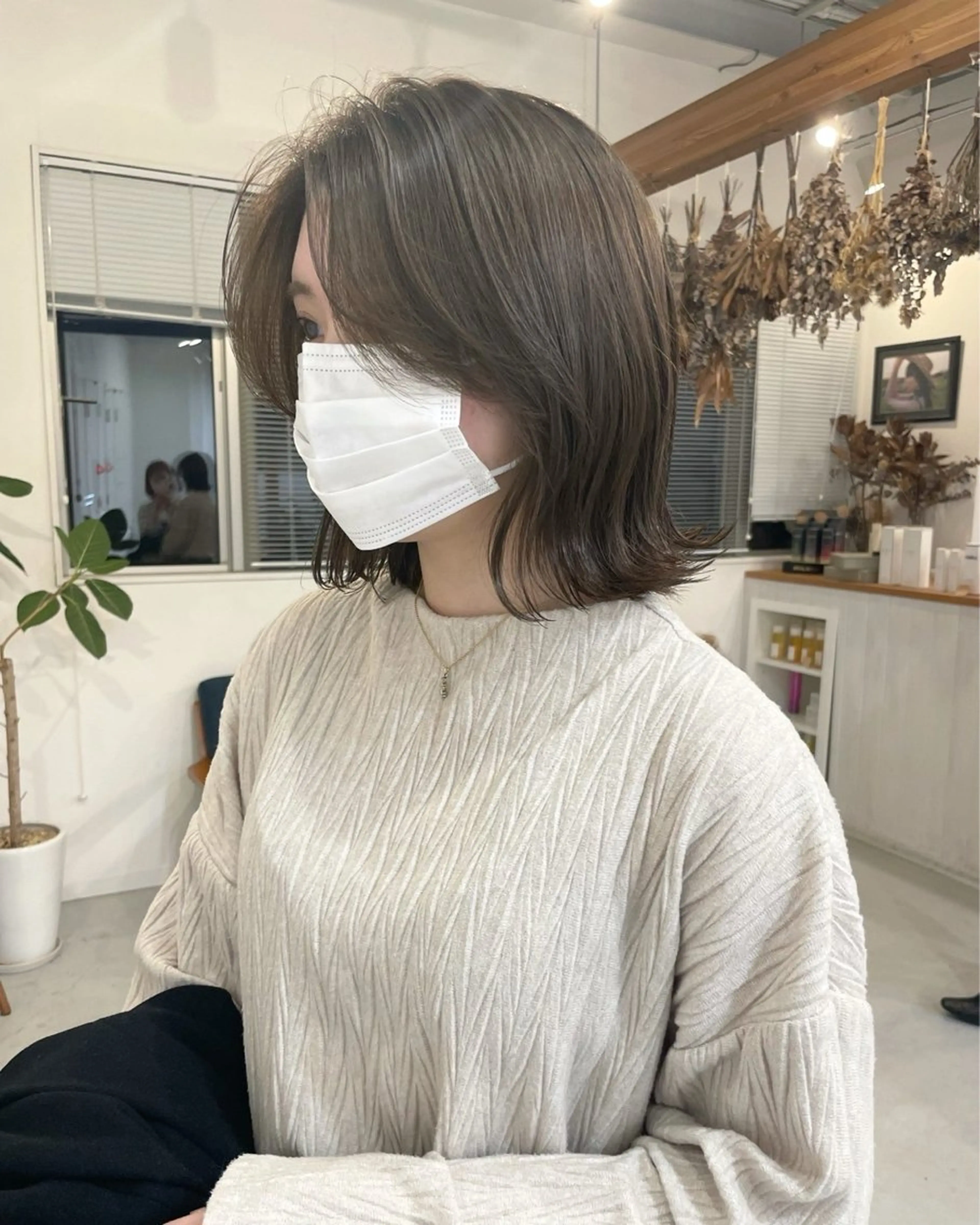 カラー yui / Aimer小山のヘアスタイル