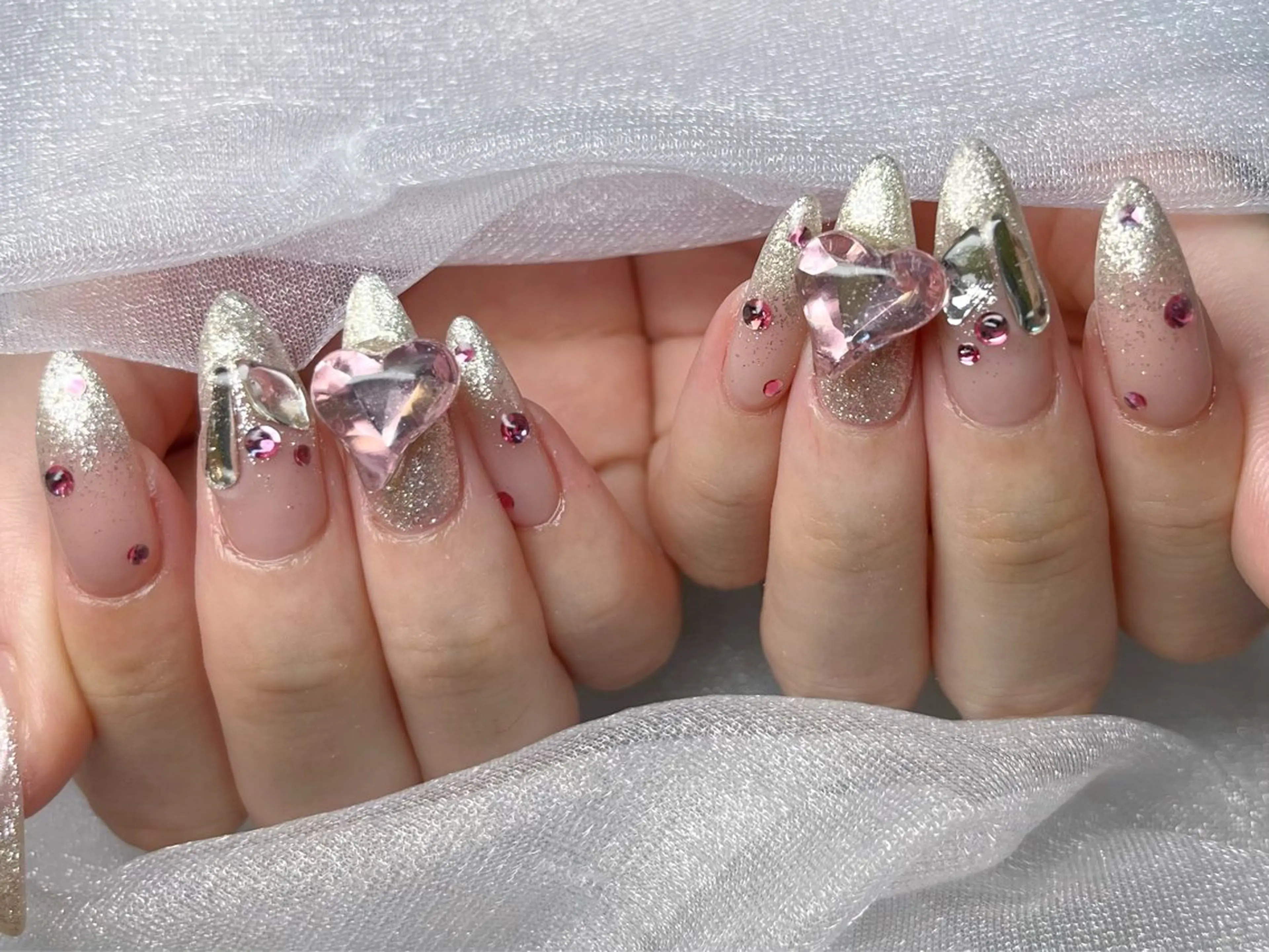 ネイル ハンドネイル Queennail 北堀江Yumiのネイルデザイン