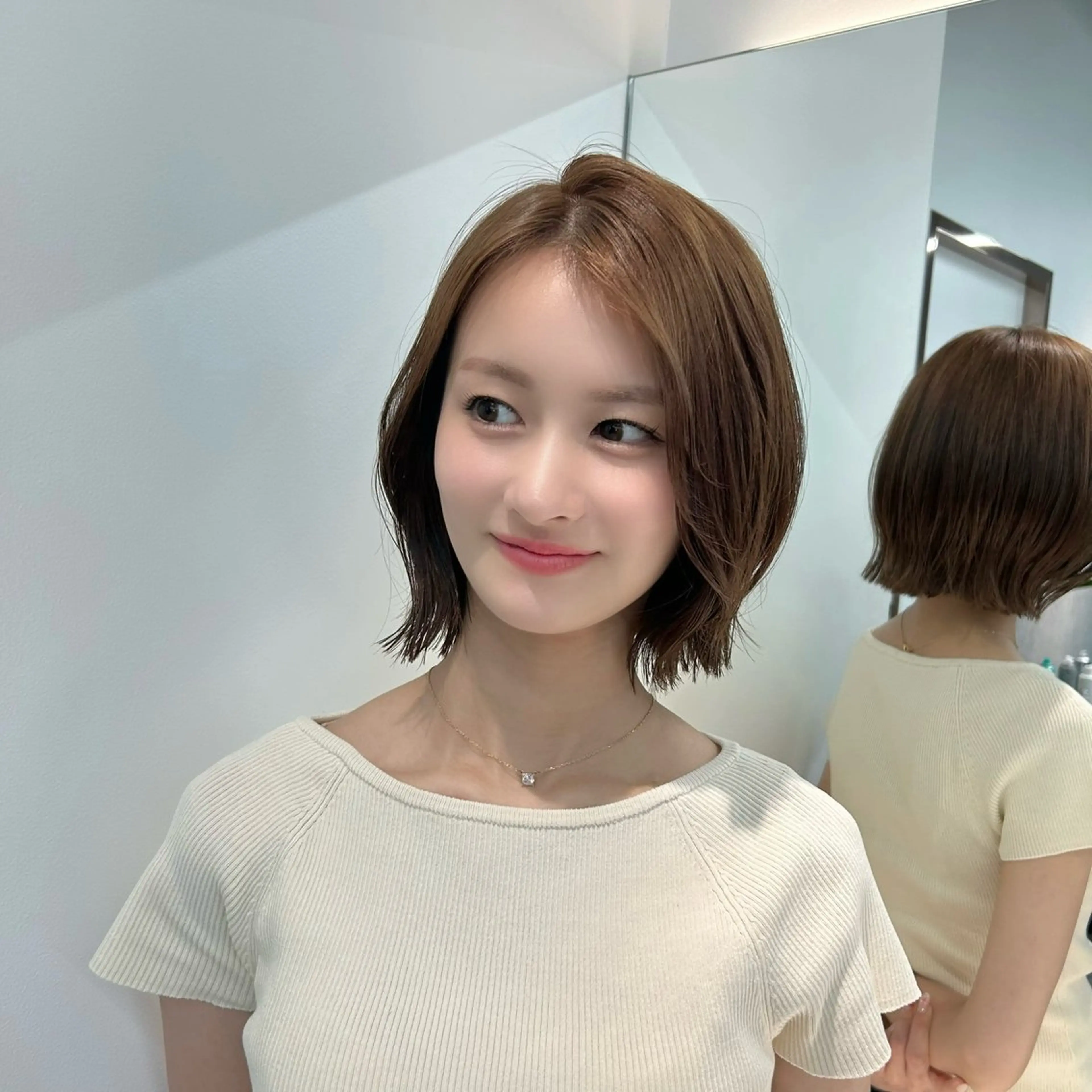 ミディアム カラー 切りっぱなしボブ ボブレイヤー アッシュ アッシュブラウン ベージュカラー ボブ/髪質改善 jionのヘアスタイル