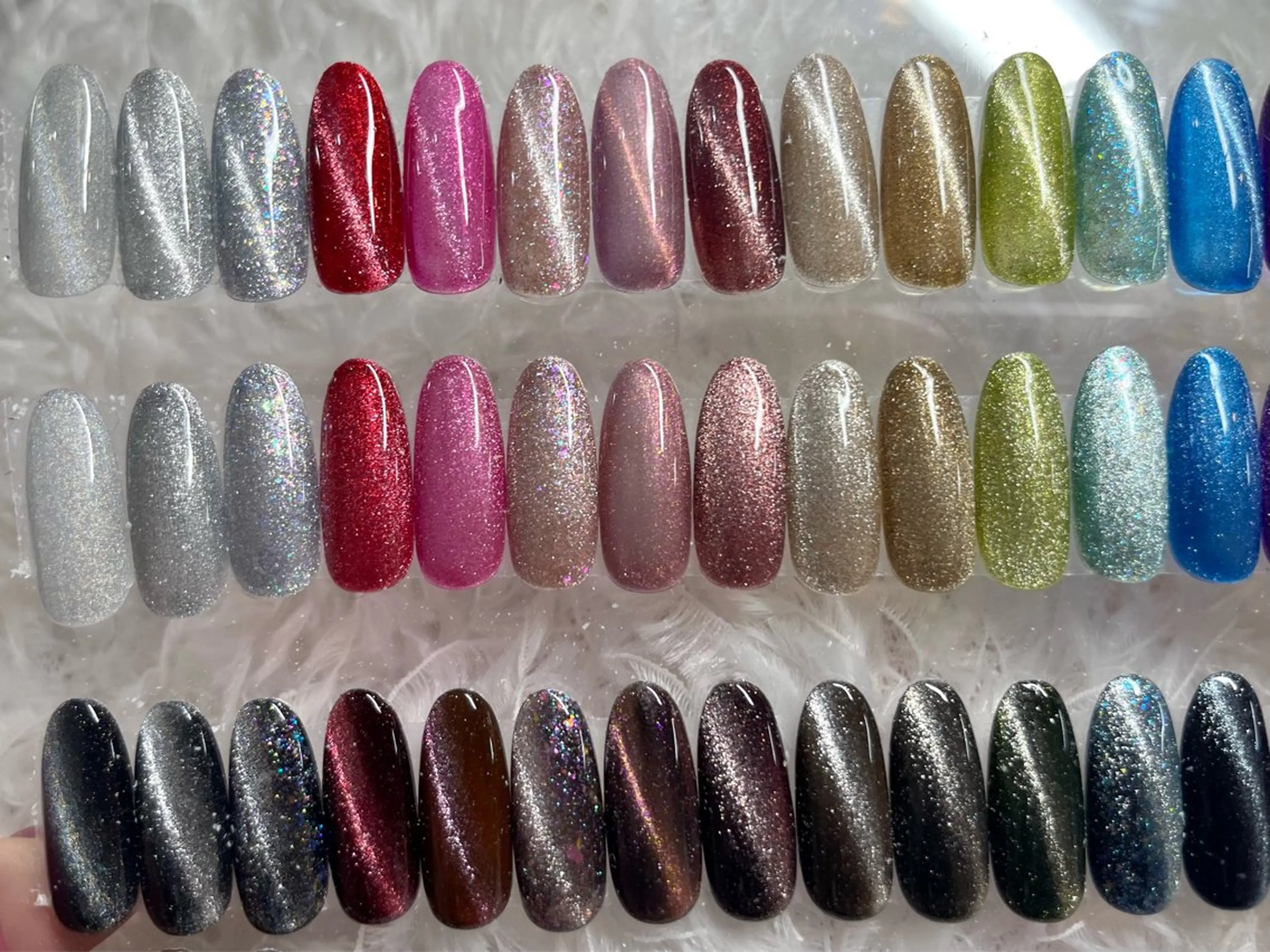 ネイル マグネットネイル ハンドネイル 三浦 絆生のネイルデザイン