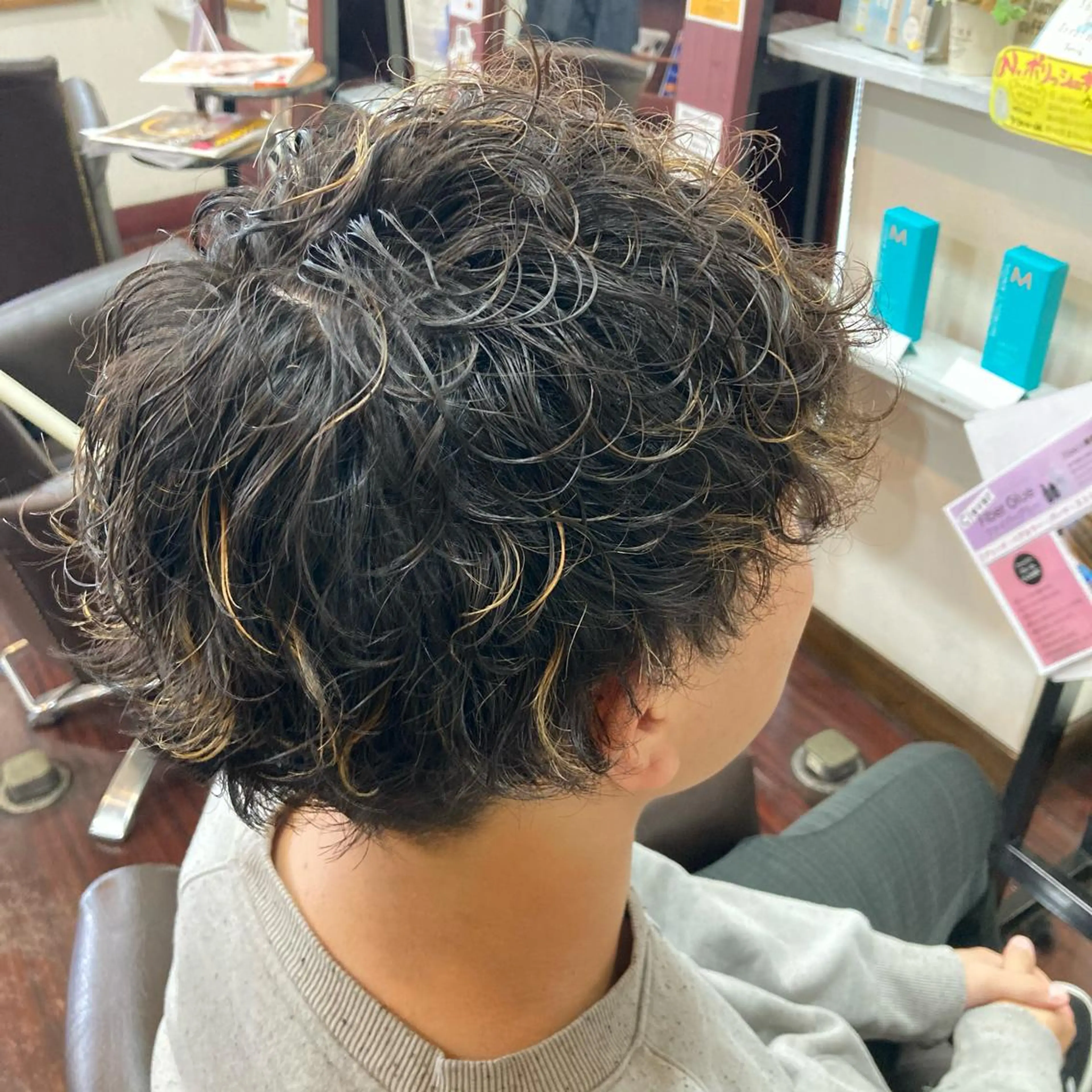 パーマ メンズ メンズハイライト メンズパーマ Well‘s黒木🌿 レイヤー💎寒色のヘアスタイル