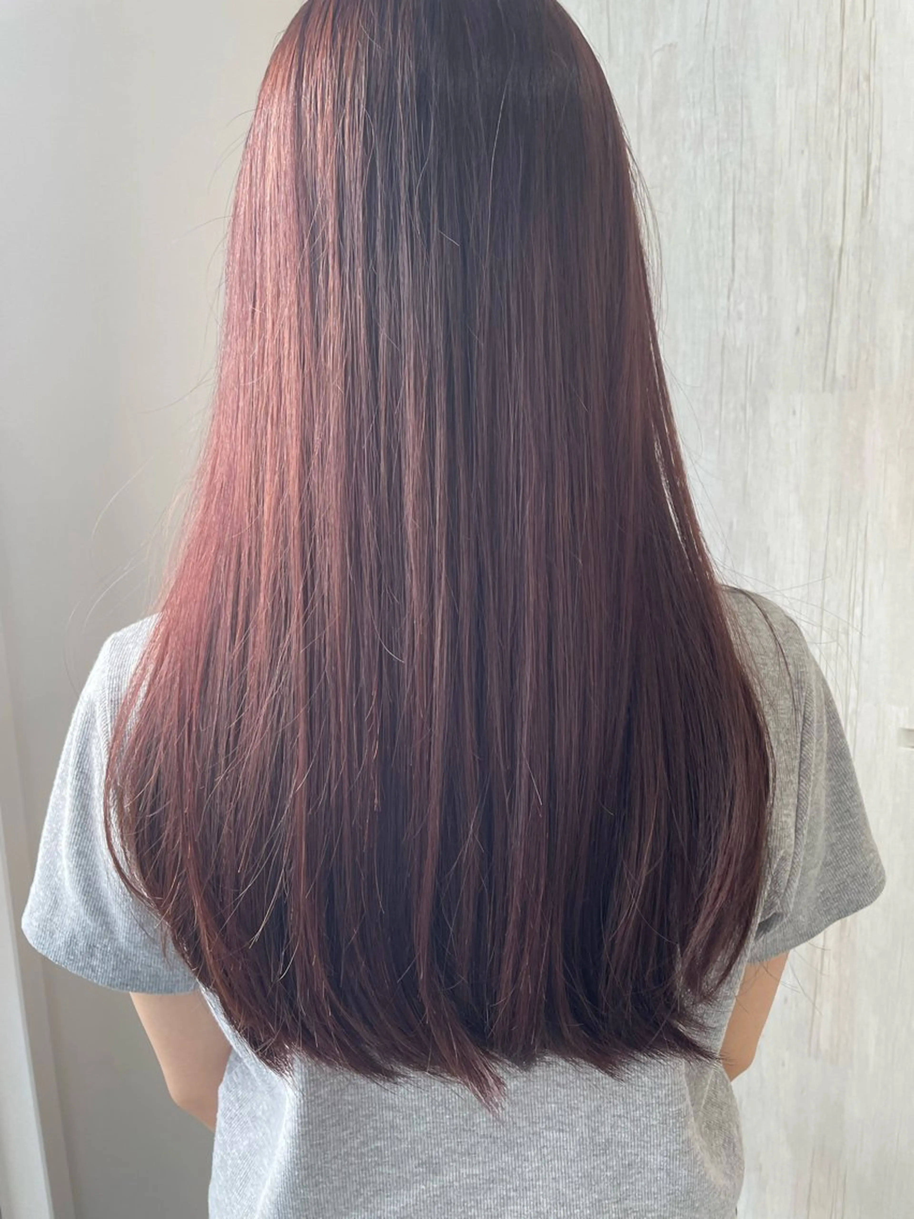 ロング カラー レッドカラー ヘアカラー カラーモデル募集中 安松涼真✨️のヘアスタイル