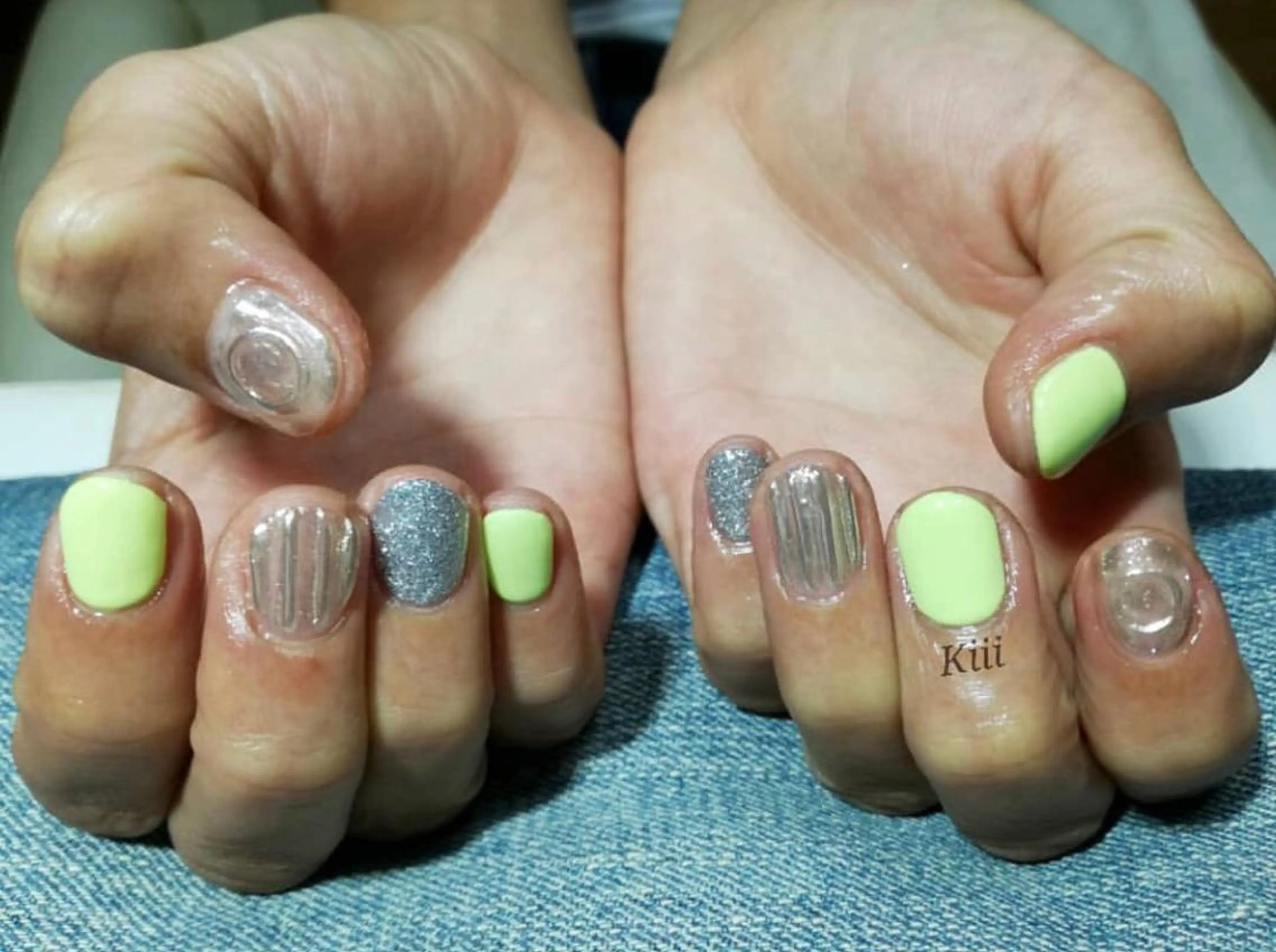 ネイル ハンドネイル フットネイル kiii.__ ✴︎*のネイルデザイン