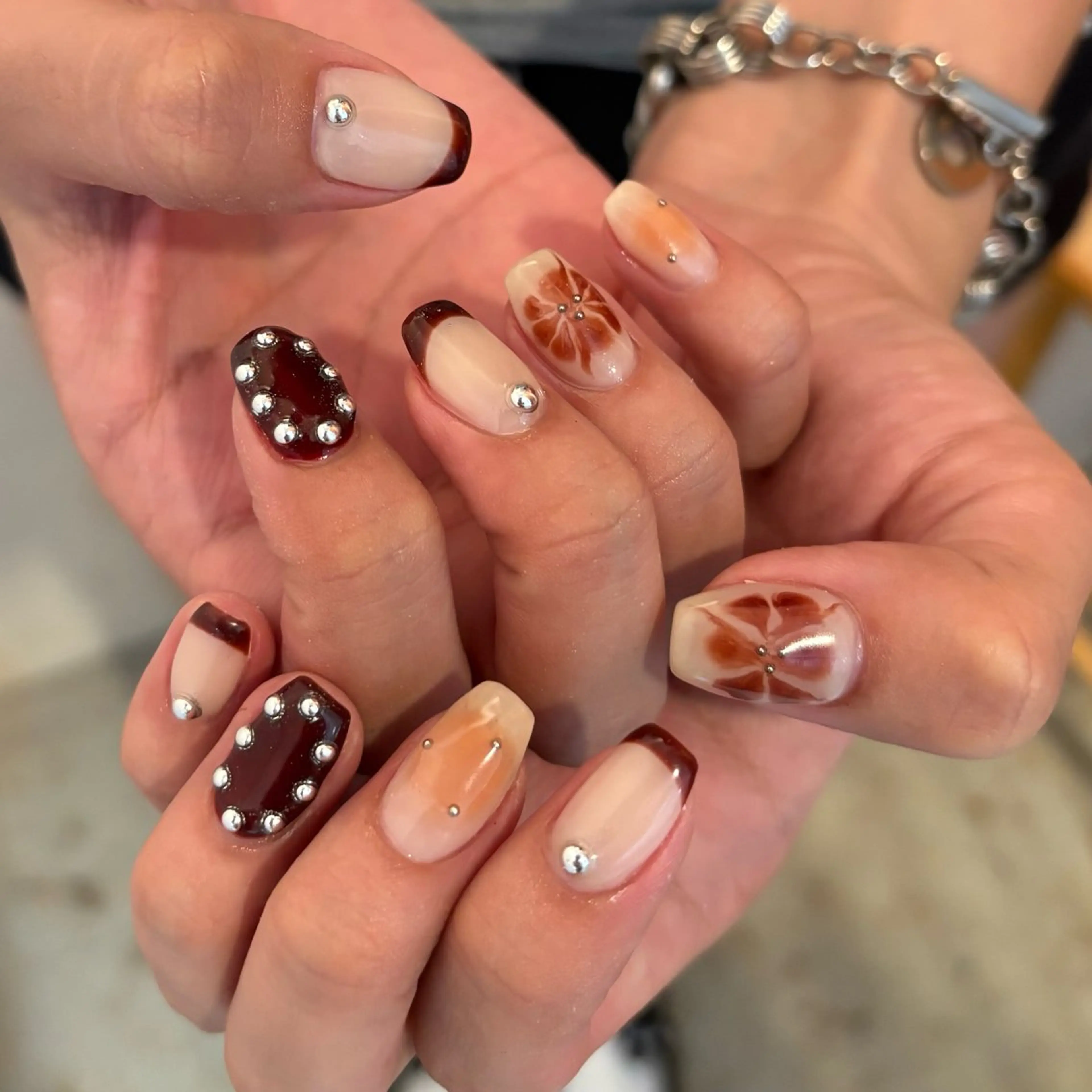 ネイル ハンドネイル フットネイル yuri / 個性派nailのネイルデザイン