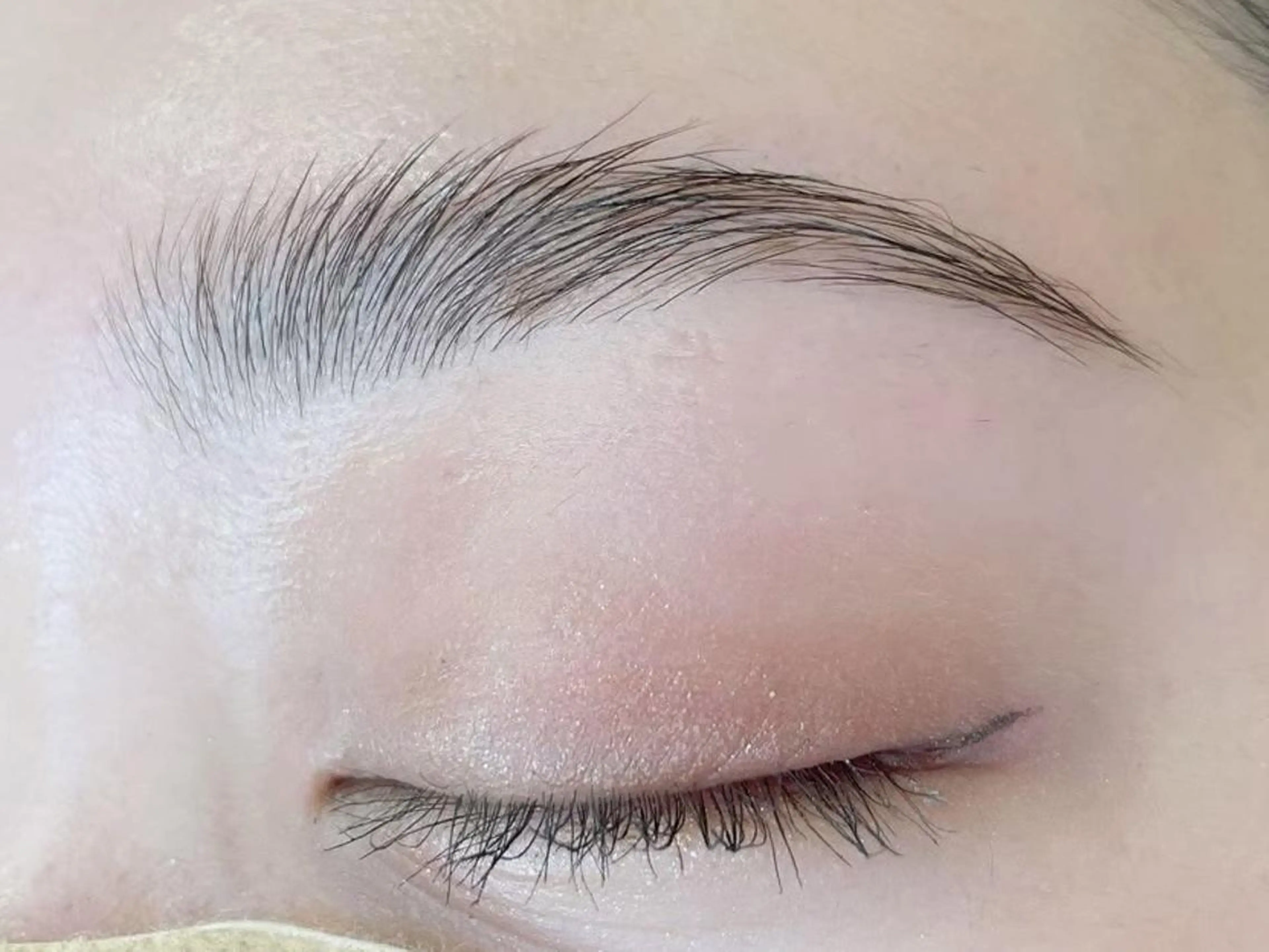 アイブロウ eyelist Umiのマツエク・マツパデザイン