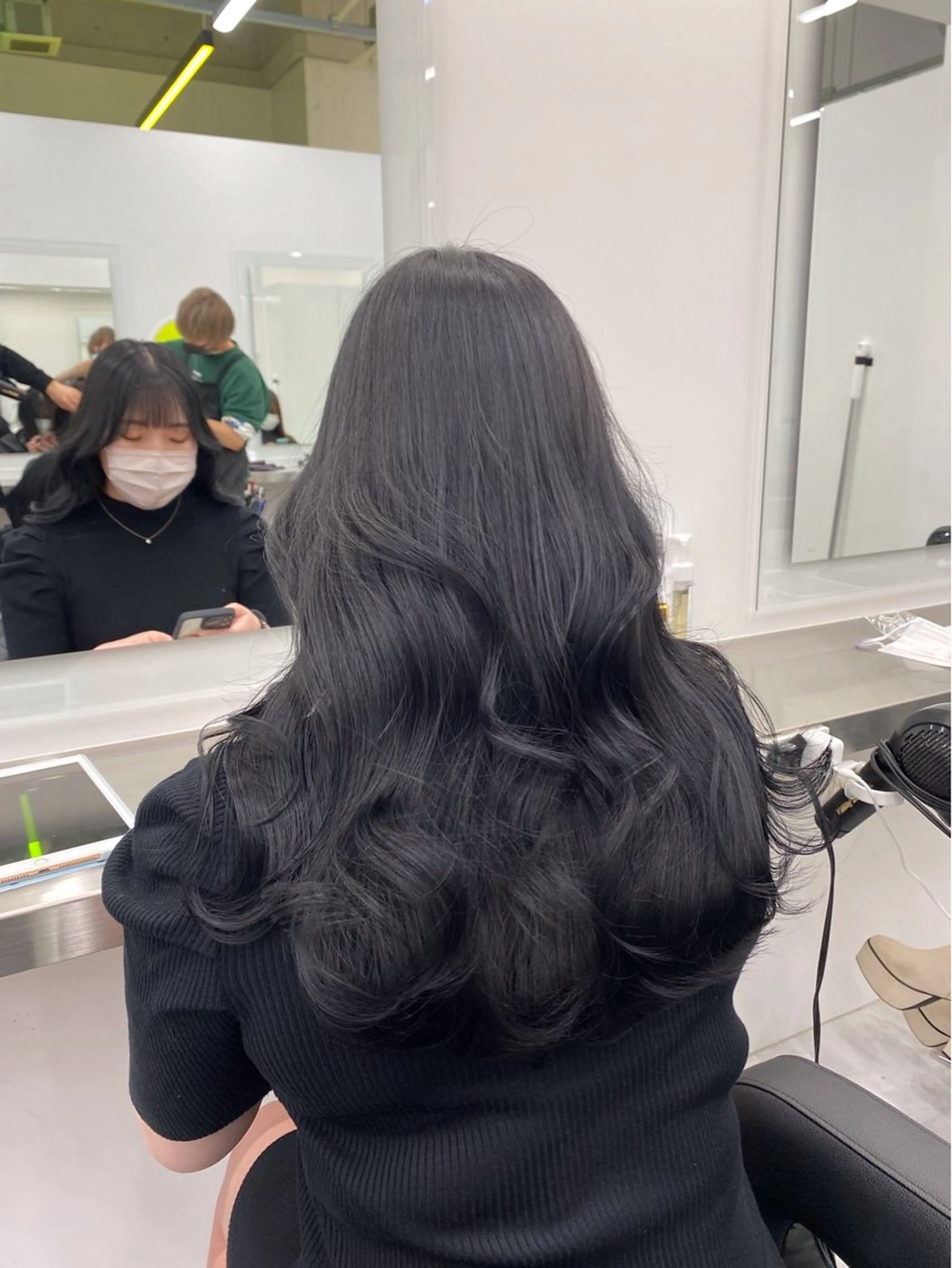 セミロング カラー ヘアアレンジ 韓国メンズヘア 🪽maika🪽のヘアスタイル