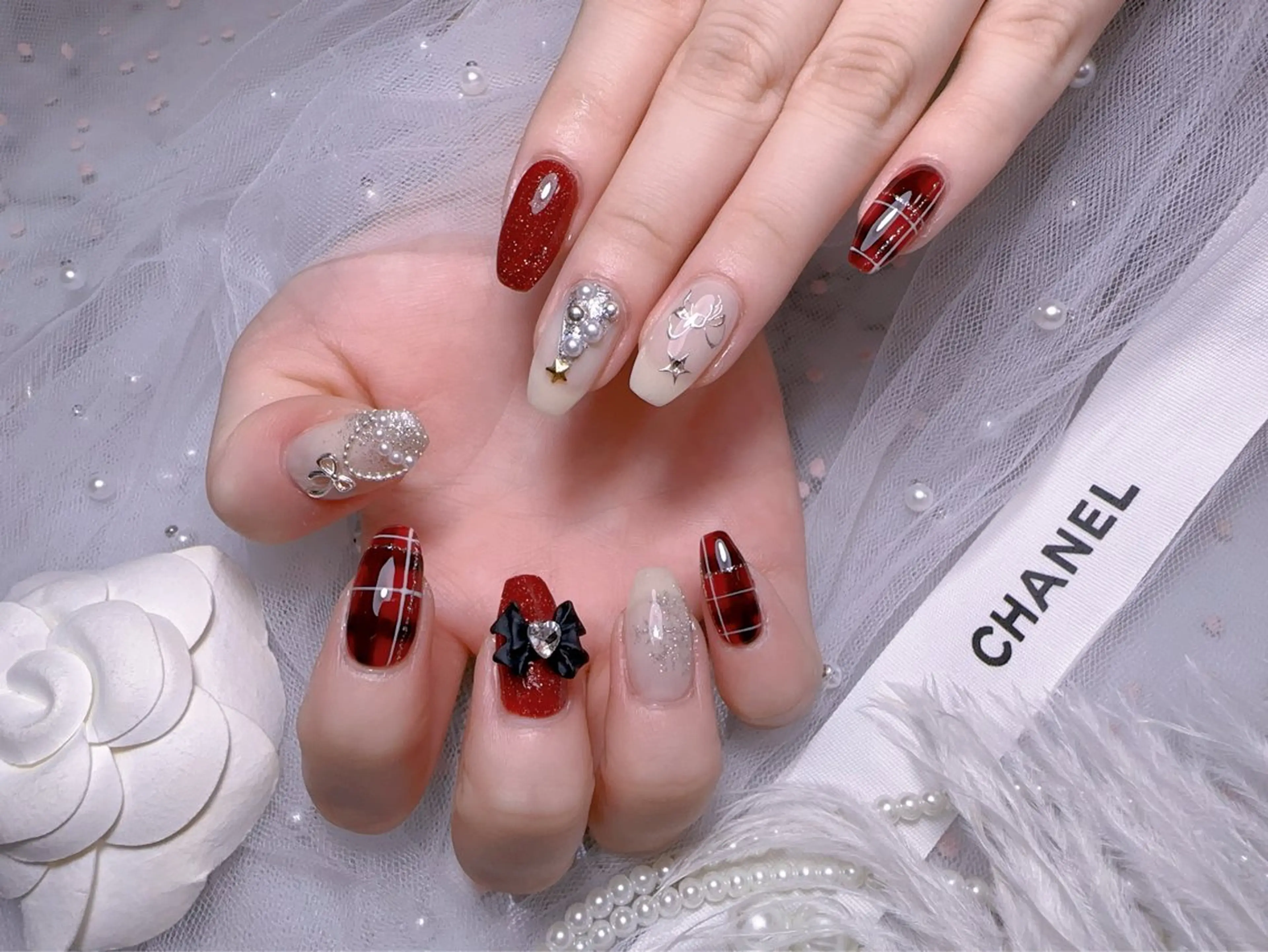 ネイル オーロラネイル フットネイル 韓国ネイル ラメ(グリッター) ラメグラデーション ハンドネイル Belle nail salon 新小岩のネイルデザイン