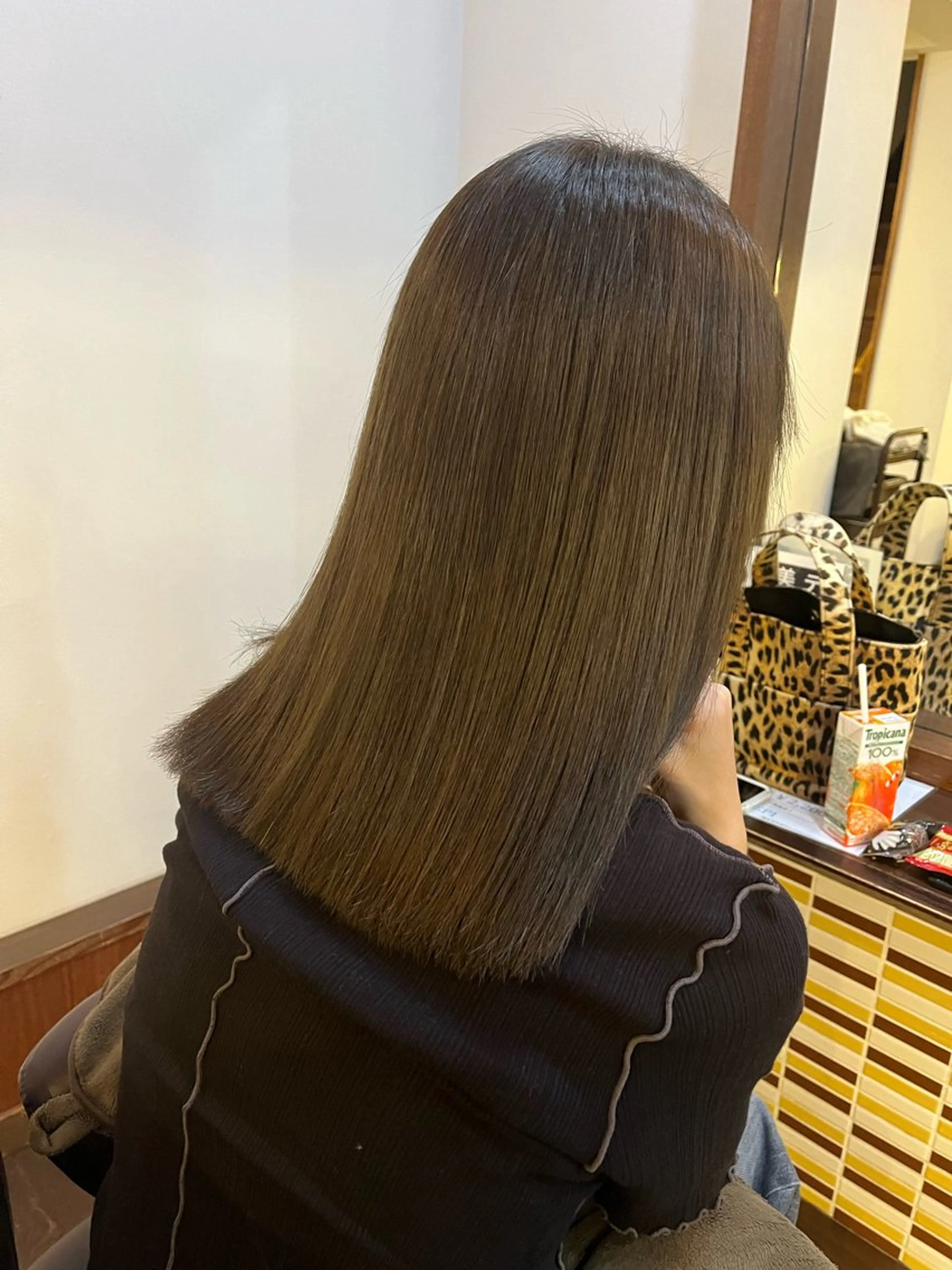 セミロング ルシードスタイル プルス　池本海月のヘアスタイル