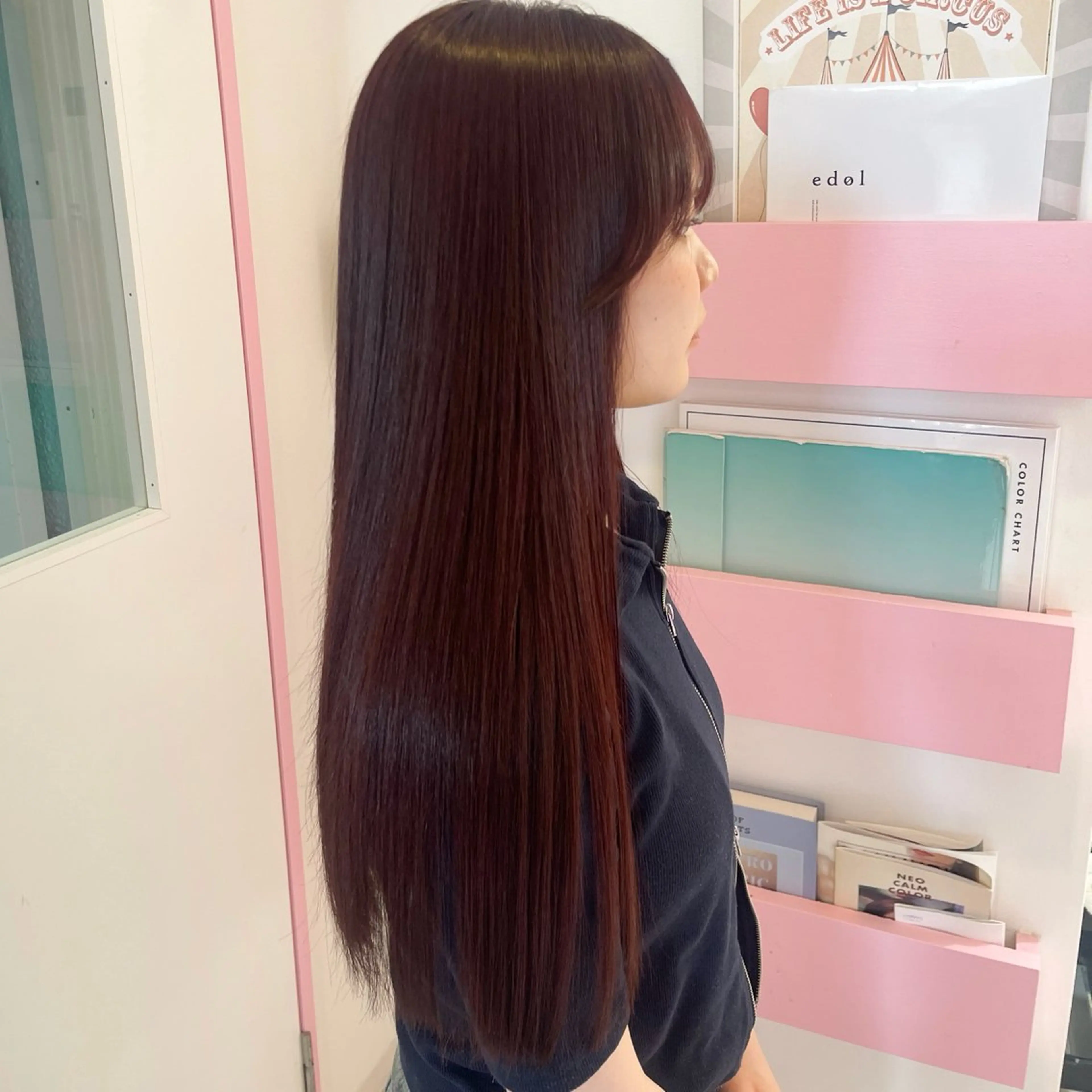 ロング カラー レッドカラー 🎀ミルクティー/暖 色×レイヤー/マリアのヘアスタイル