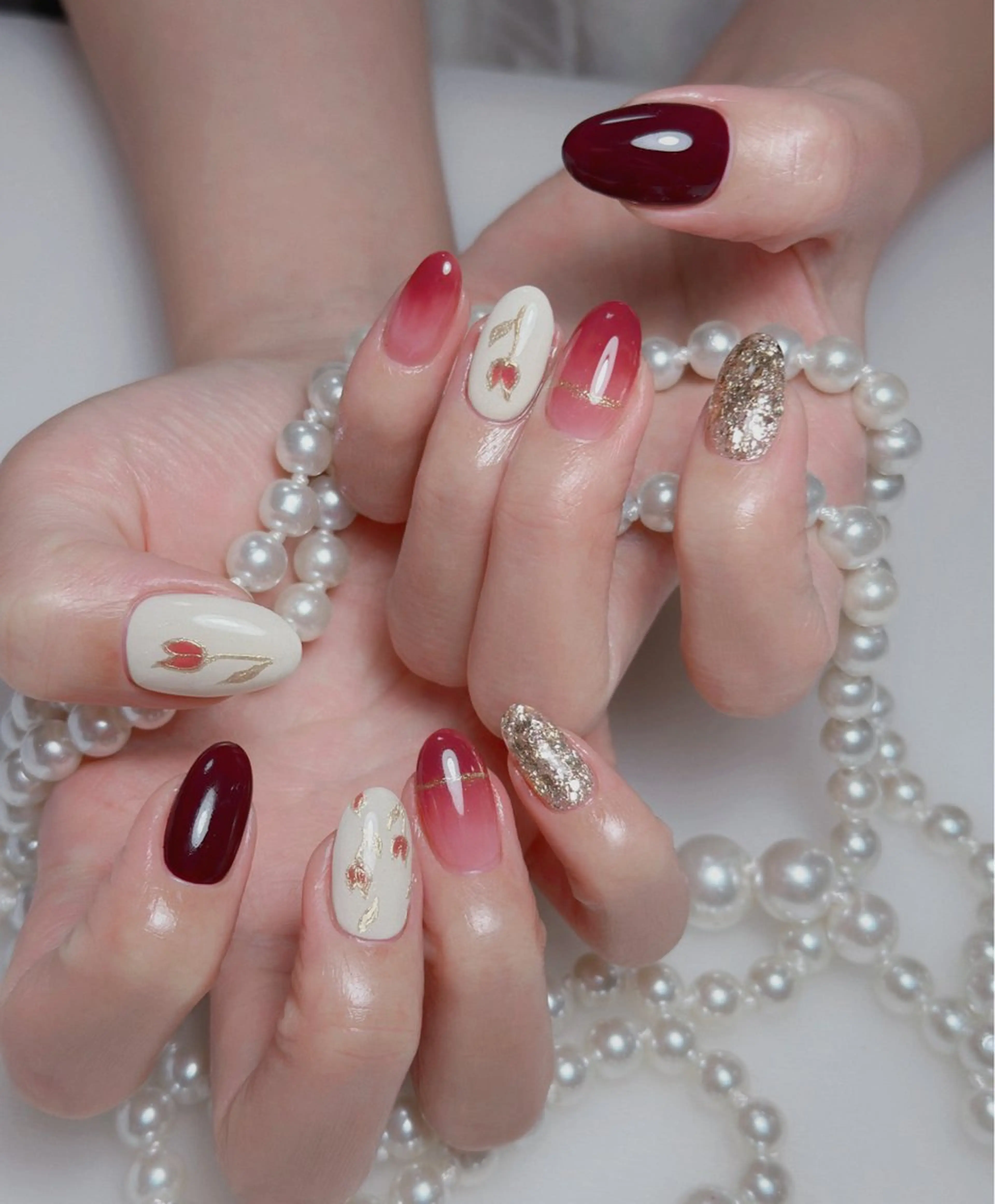 ネイル オーロラネイル 長さ出し フットネイル 韓国ネイル ラメ(グリッター) ハンドネイル 👍thumbs up nail👍のネイルデザイン