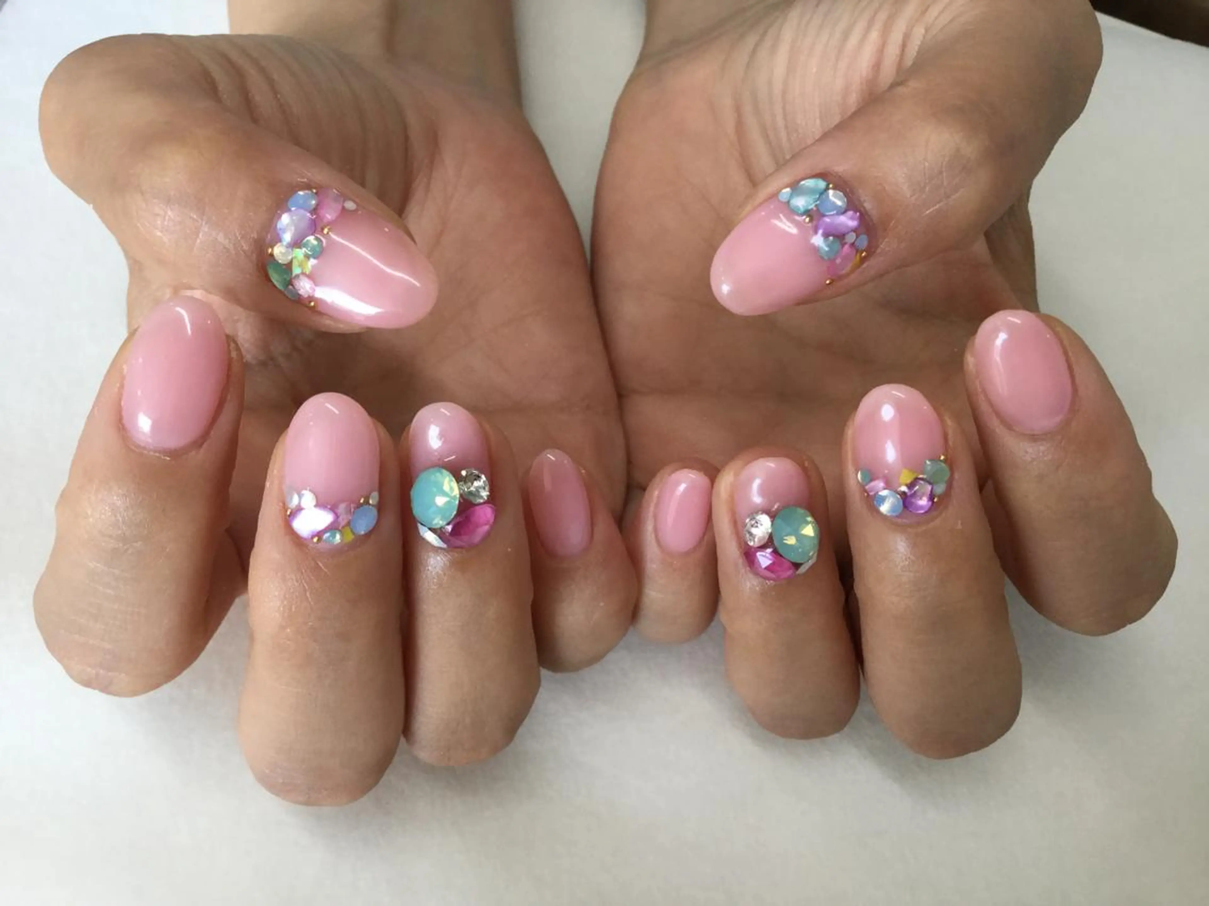 ネイル ハンドネイル 💎🐰 saki. m 🐰💎のネイルデザイン