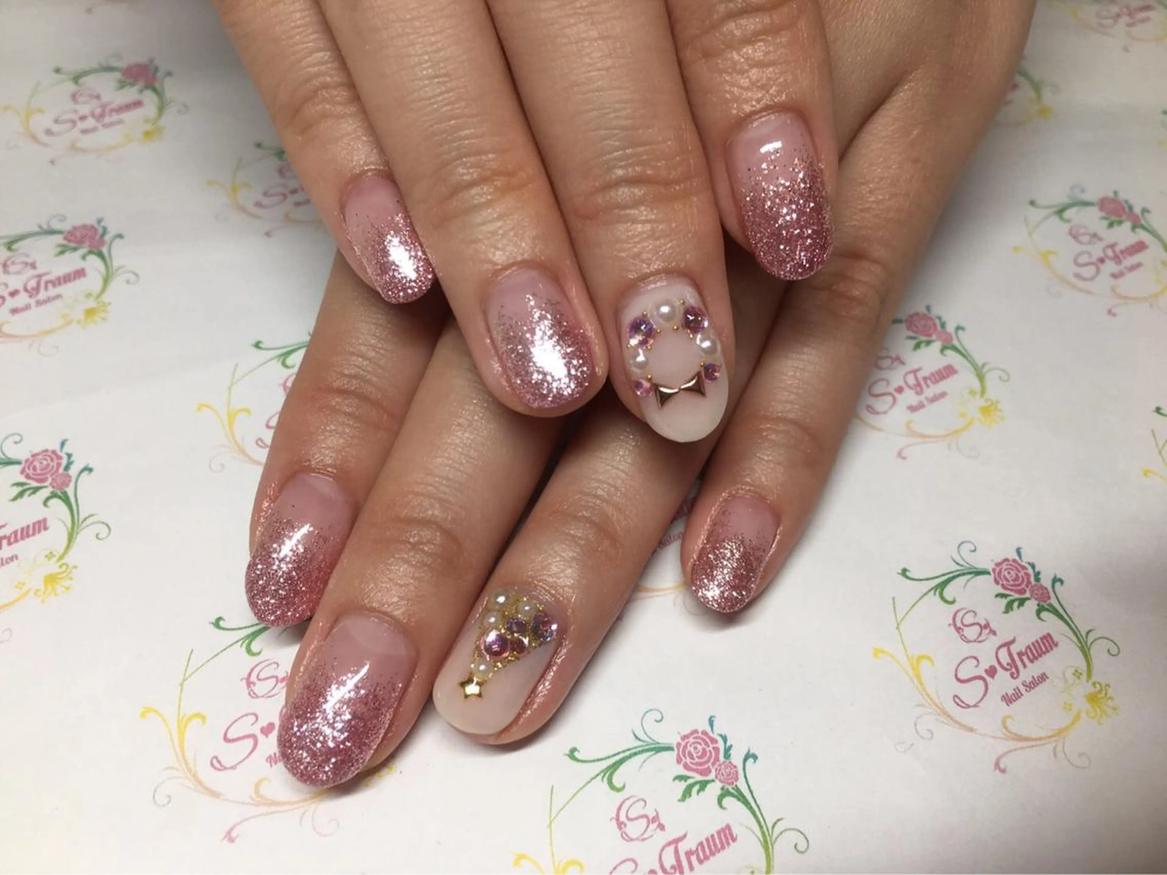 ネイル Nail Salon S-Traum所属・Nail Salon S-Traumのネイルデザイン