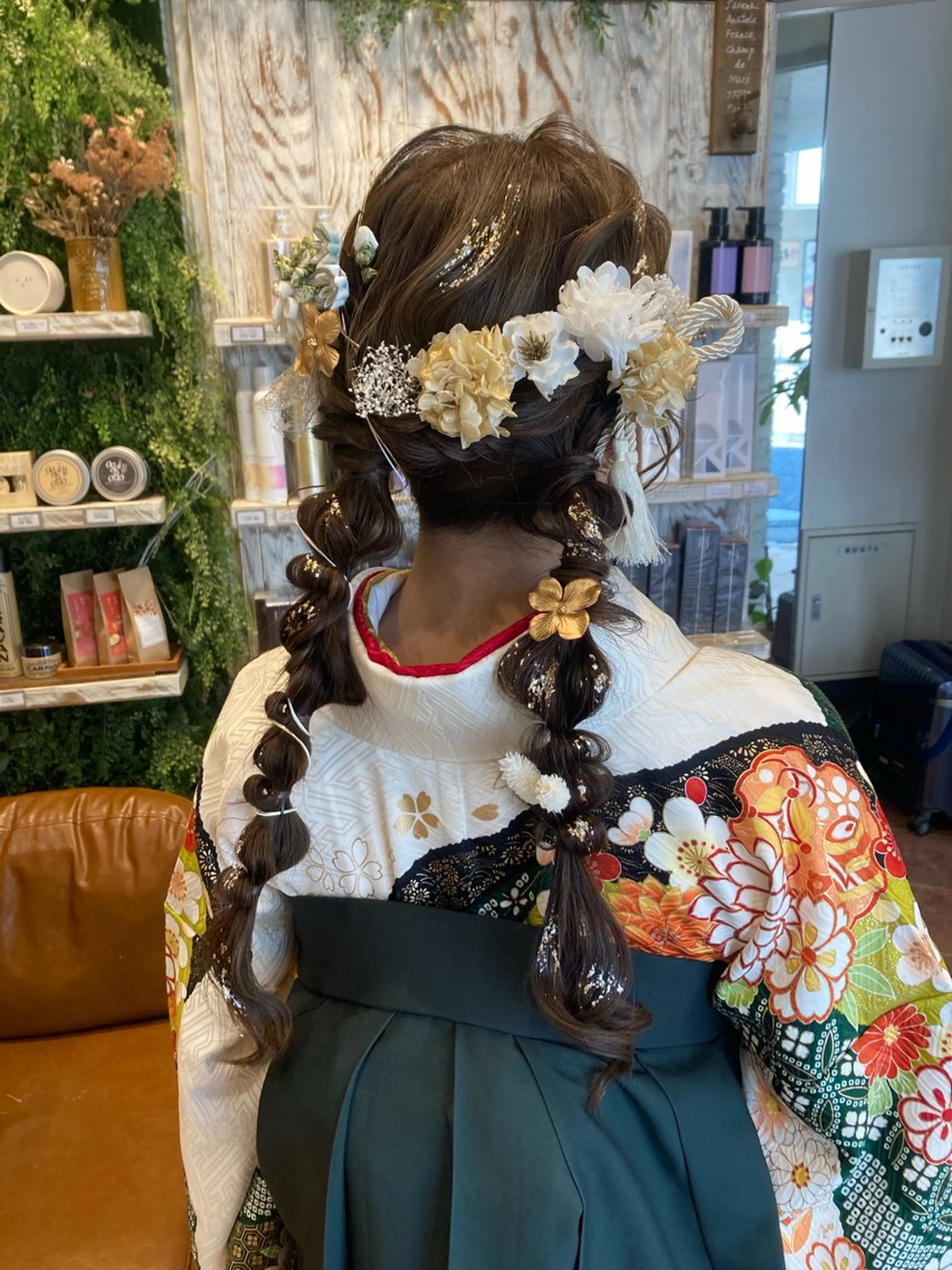 ロング あやかショート 白髪ぼかしのヘアスタイル