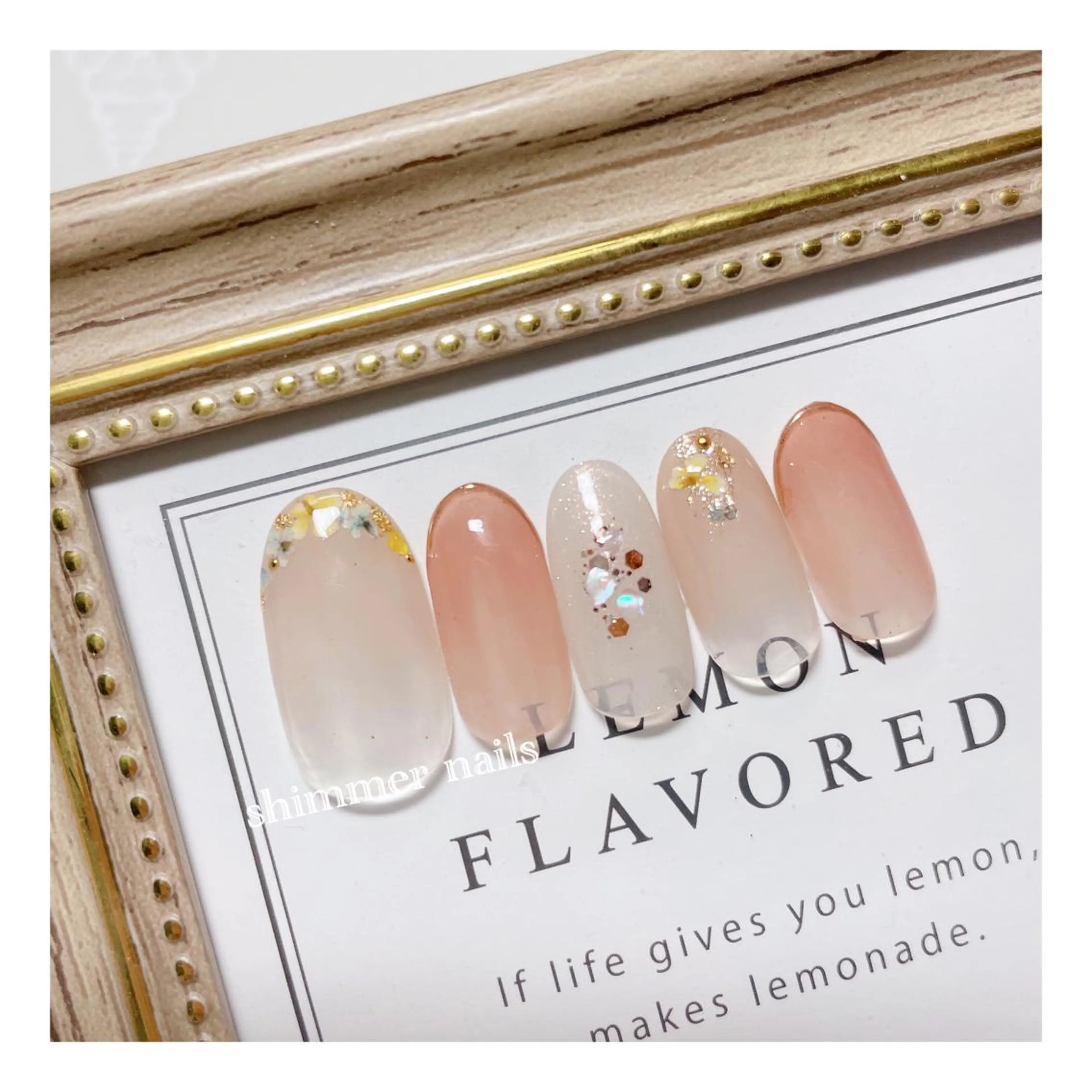 ネイル shimmer nailsのネイルデザイン