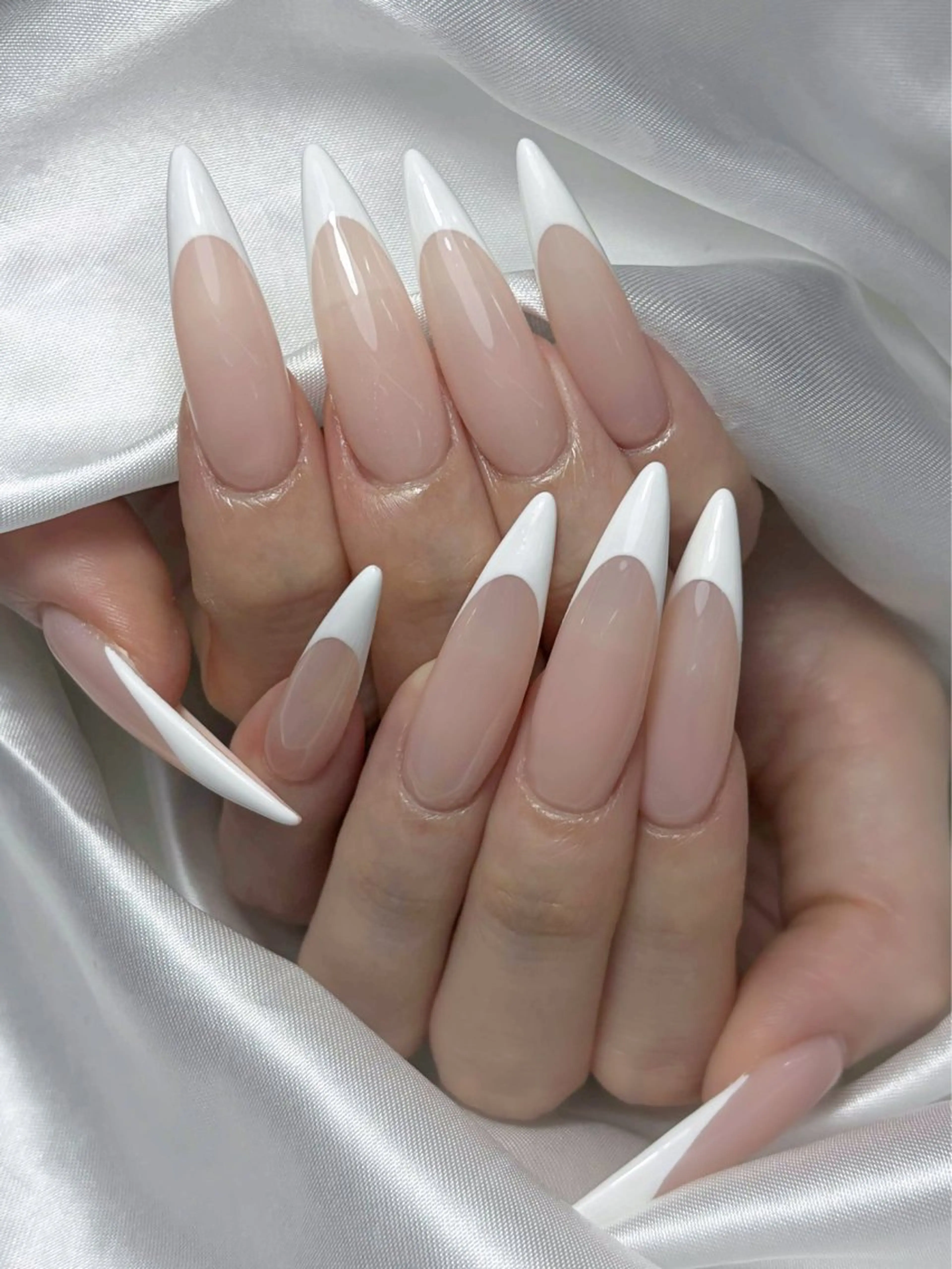 ネイル ハンドネイル LEELA NAIL STUDIOのネイルデザイン