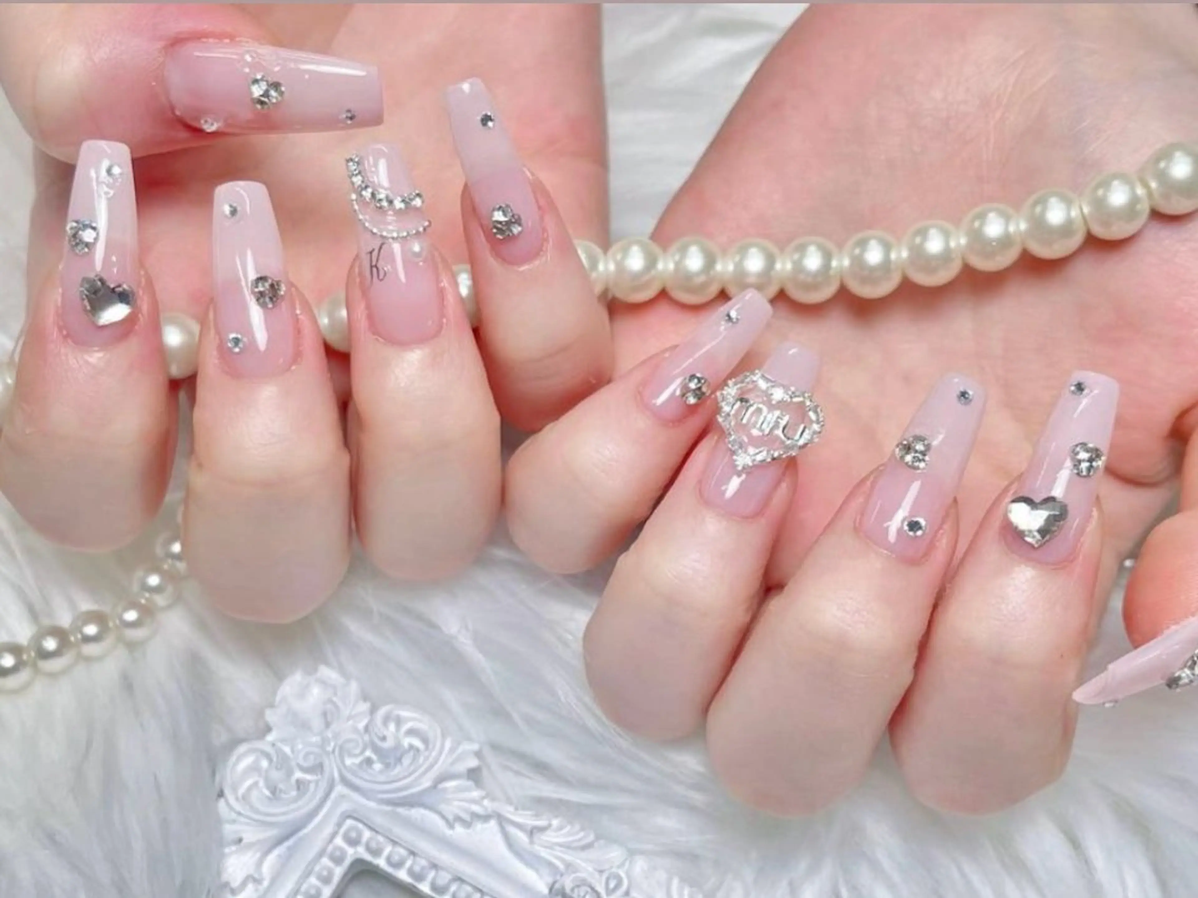 メンズ ネイル アートネイル フレンチネイル ジェルネイル キラキラネイル パラジェル ハンドネイル Bloom スカルプ専門店のネイルデザイン