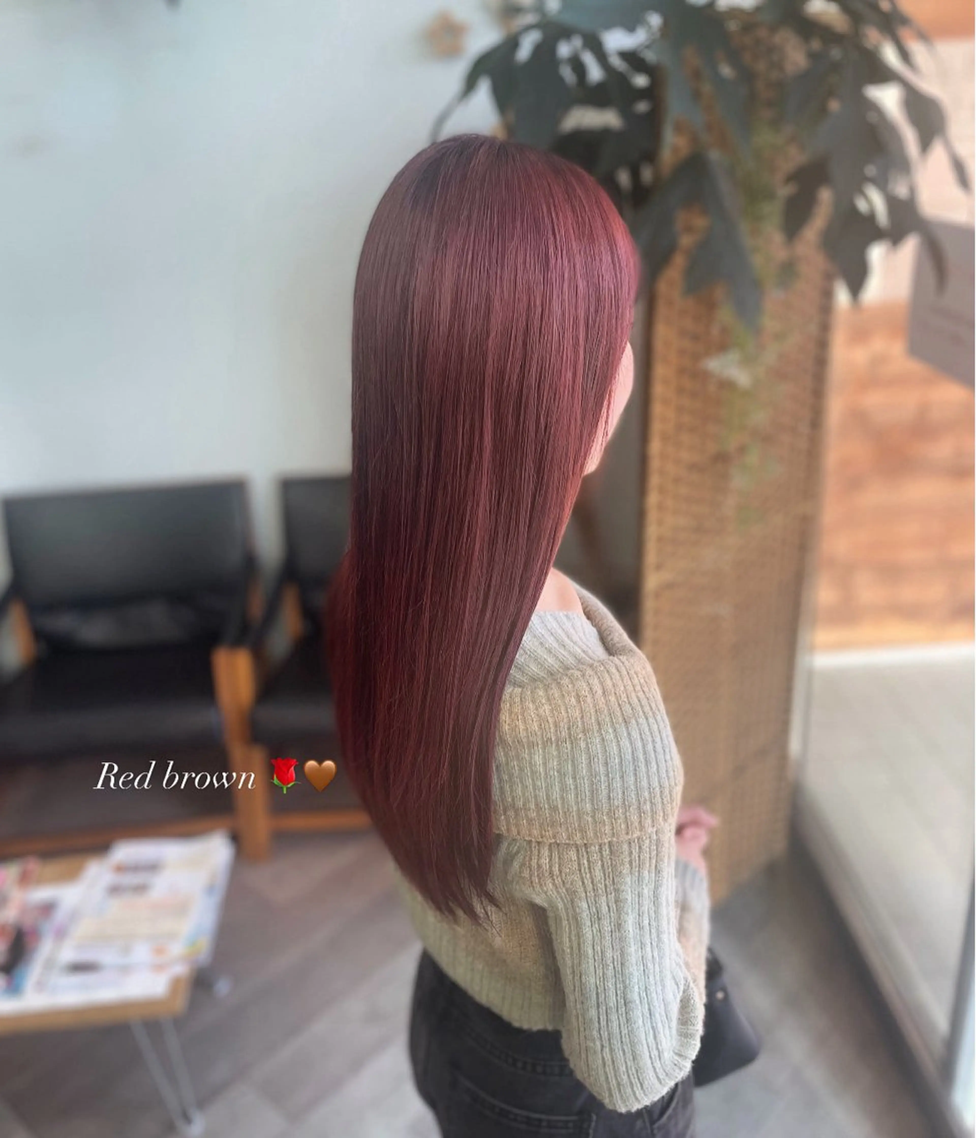 ロング カラー ブラウンカラー レッドカラー レッドブラウン シミズ カエデ🍁のヘアスタイル