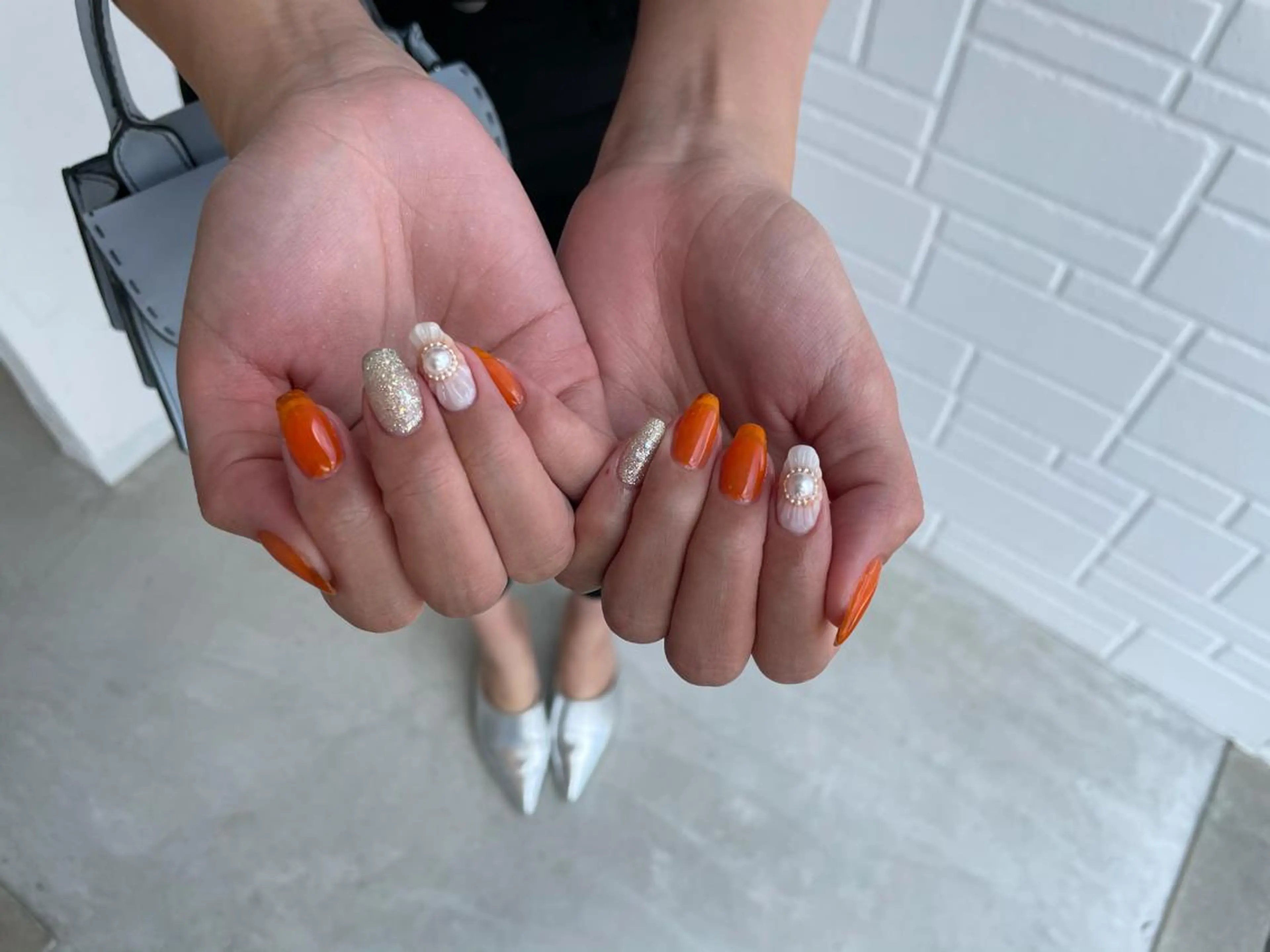 セミロング ネイル フラワーネイル ハンドネイル ハンドケア 大田 美笛香のネイルデザイン