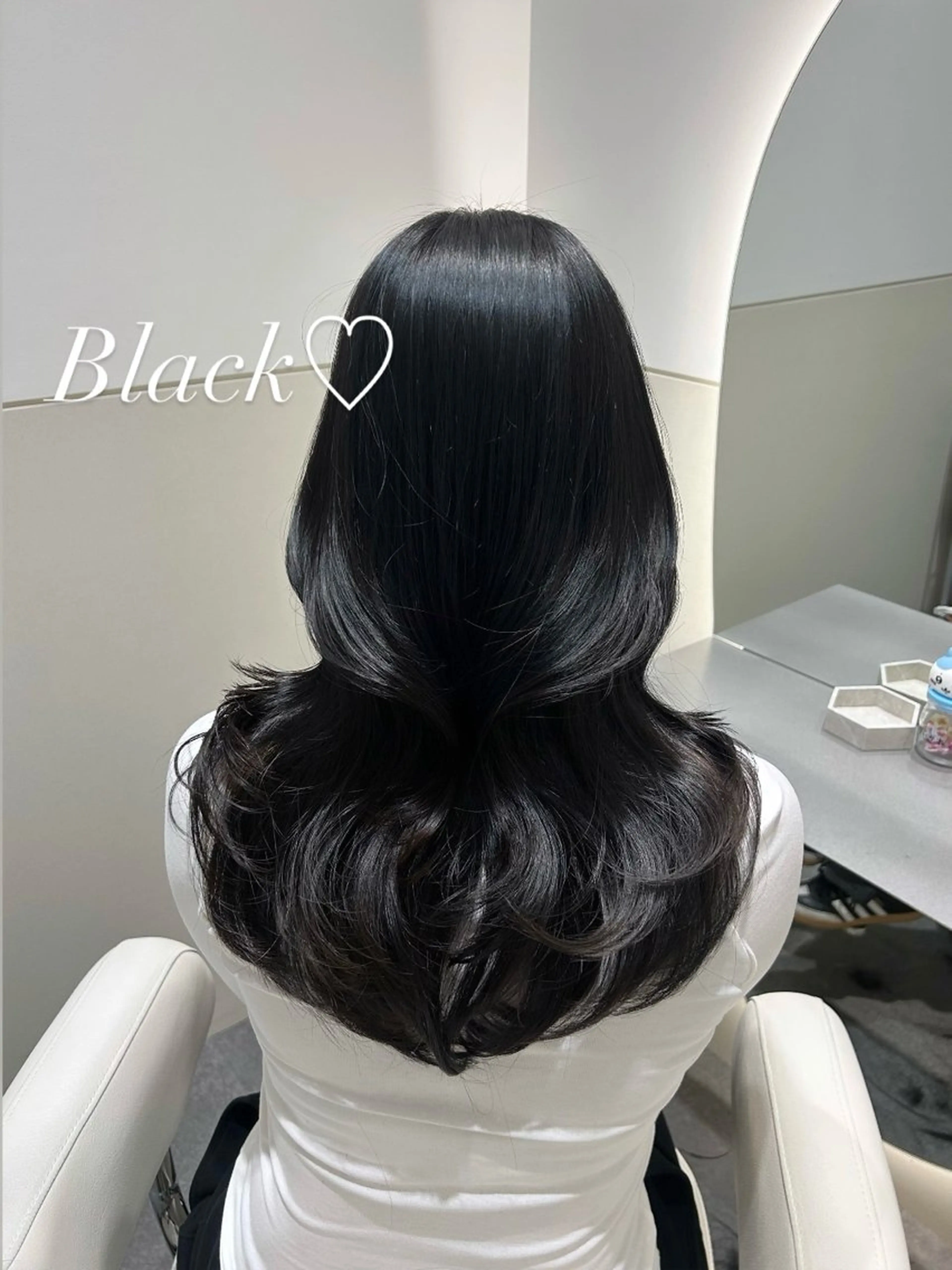 セミロング カラー カット ヘアカラー トリートメント SALOWIN銀座一丁目suite店所属・🩷韓国ヘア/ヨシン モリ🩷Maikaのヘアスタイル