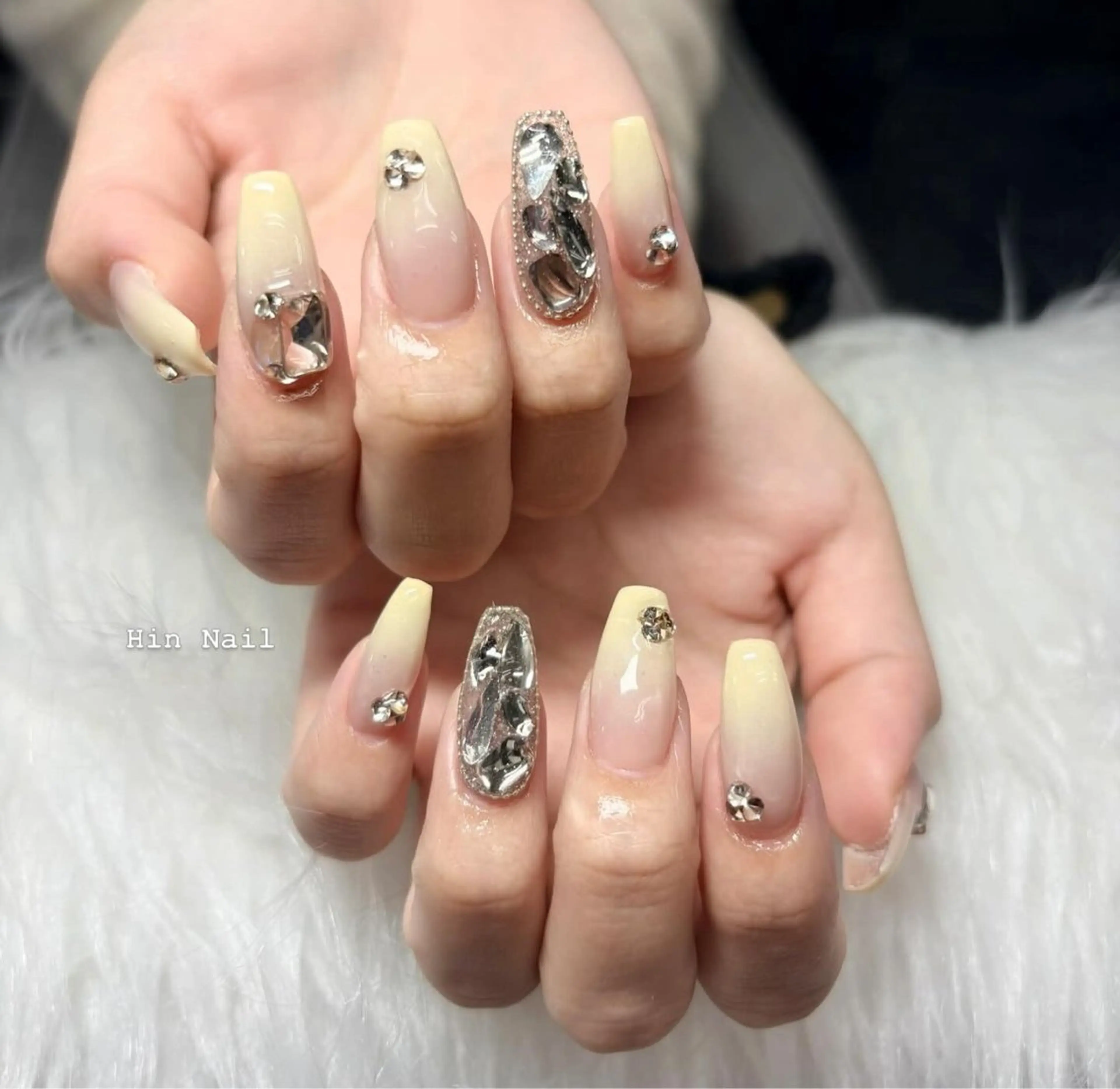 ネイル ハンドネイル HIN NAILのネイルデザイン