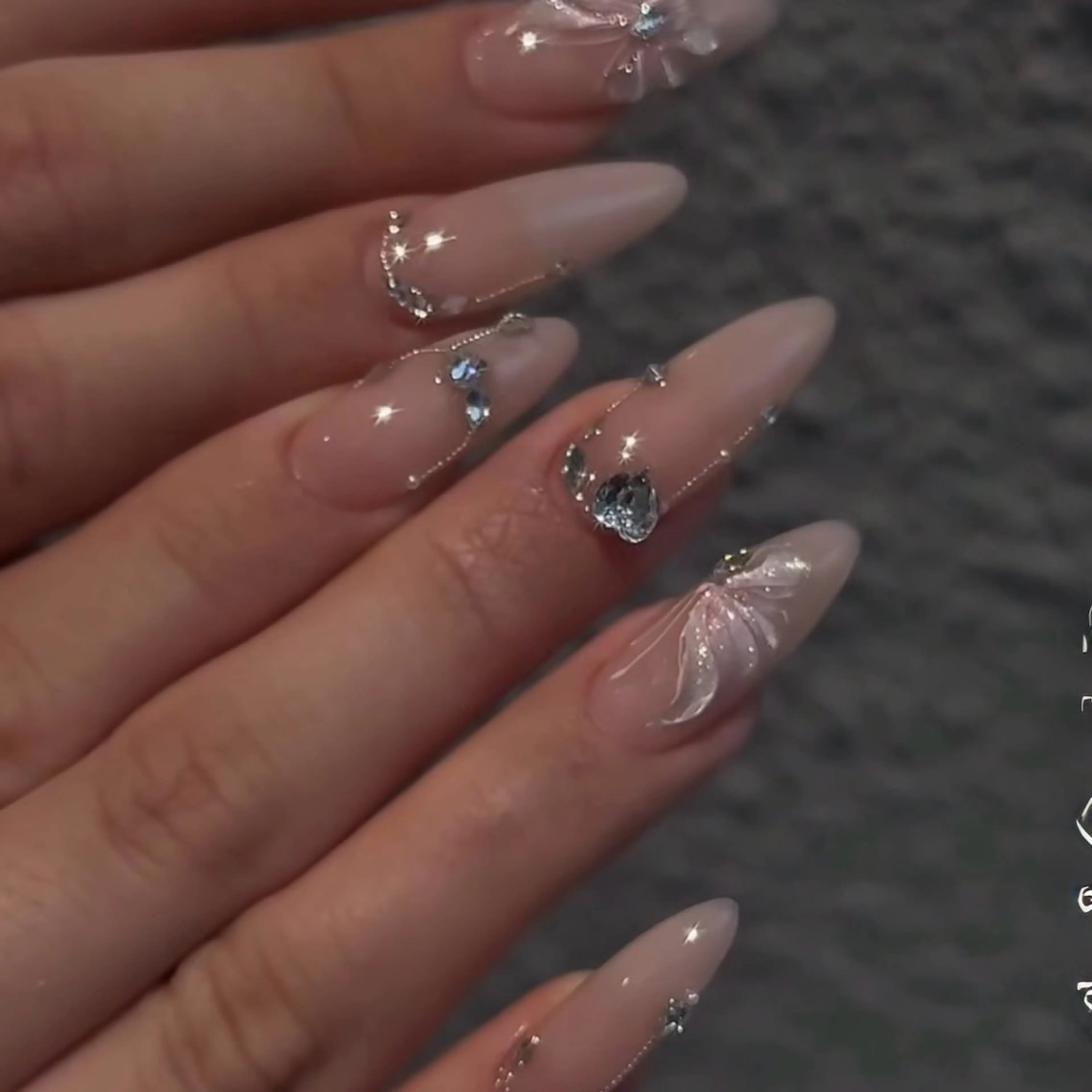 ネイル ハンドネイル chirin nailのネイルデザイン