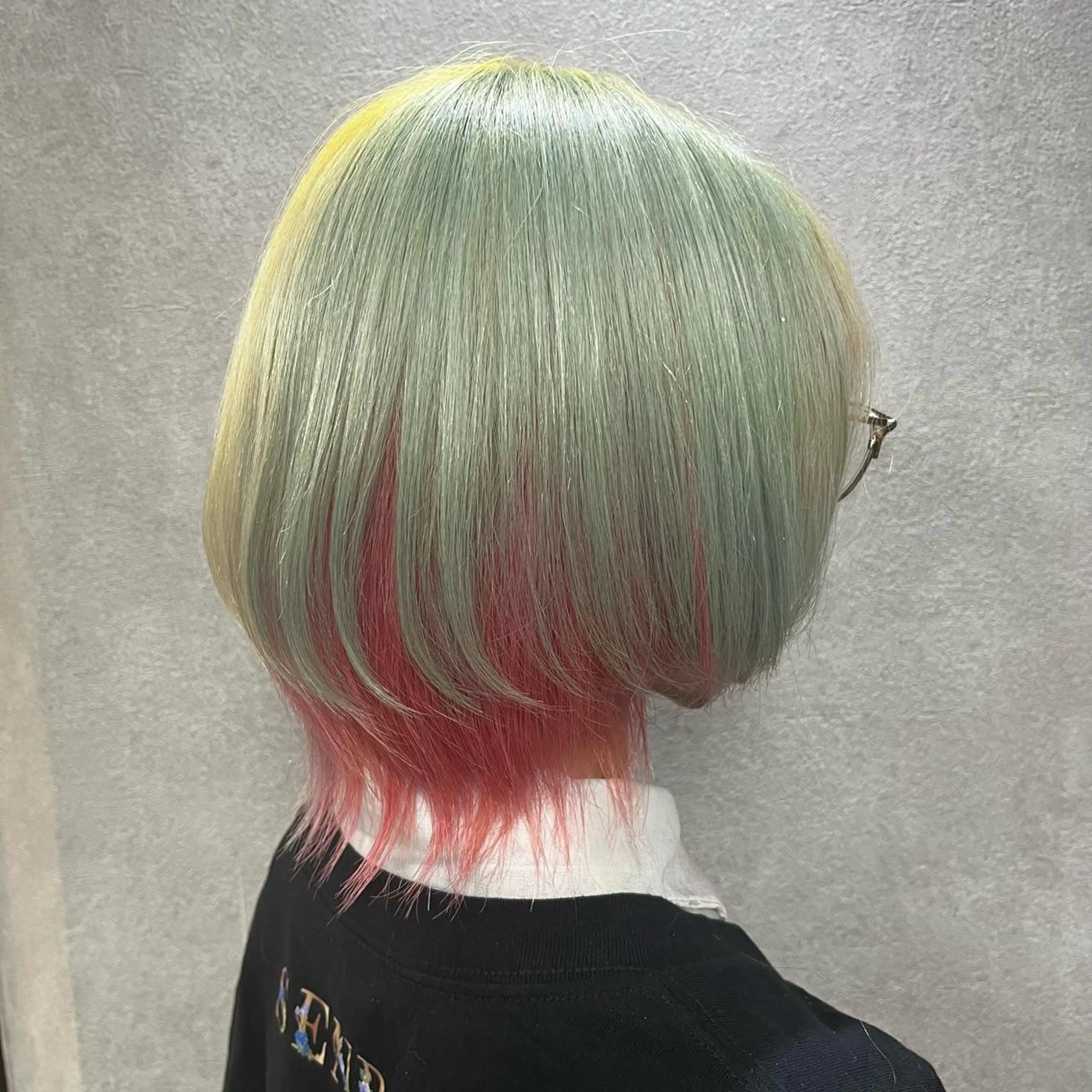 【 🐺ウルフカット➕デザインカラー 🌈 】✔️ﾌﾞﾘｰﾁ込みの写真