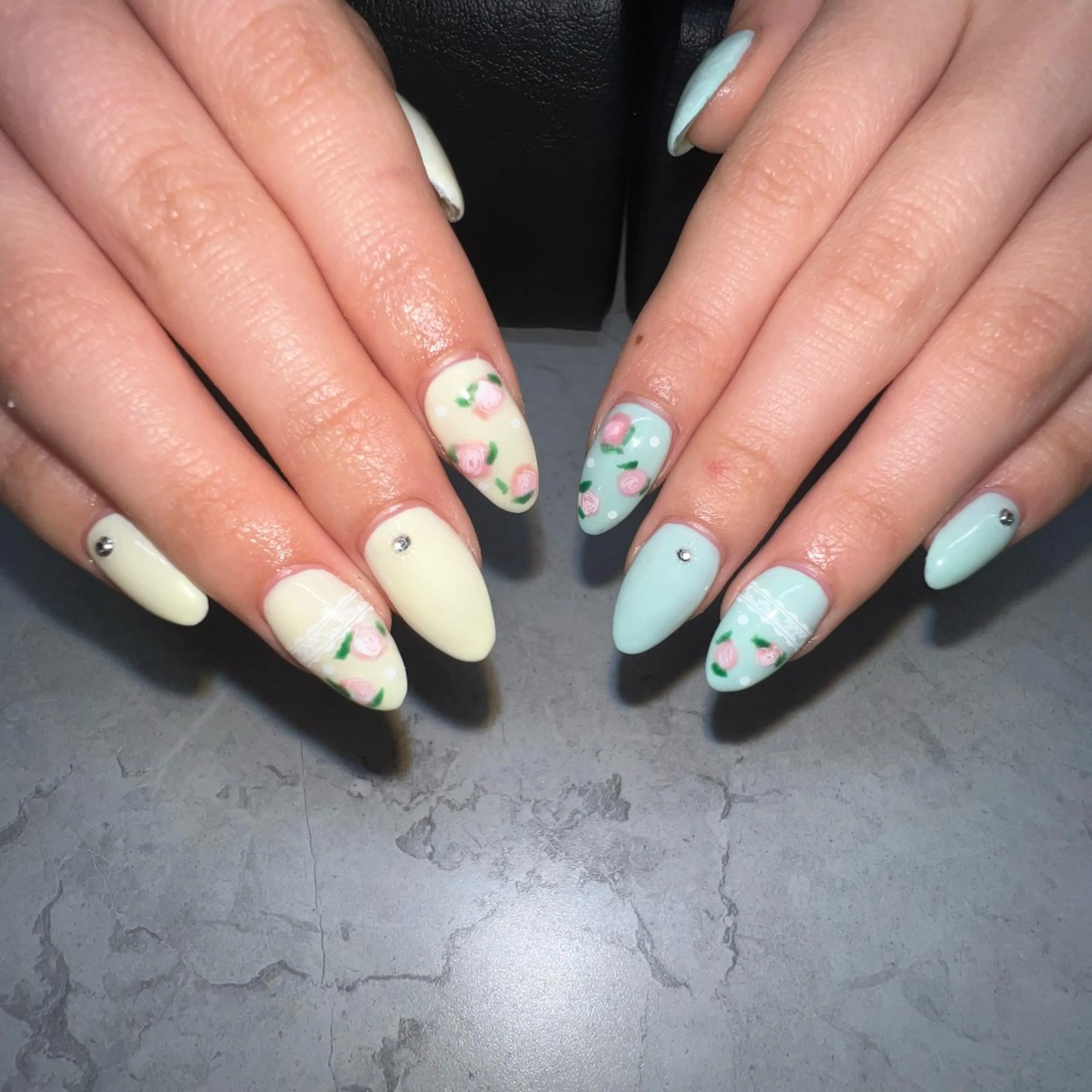 ネイル ハンドネイル 谷井 清嘉のネイルデザイン