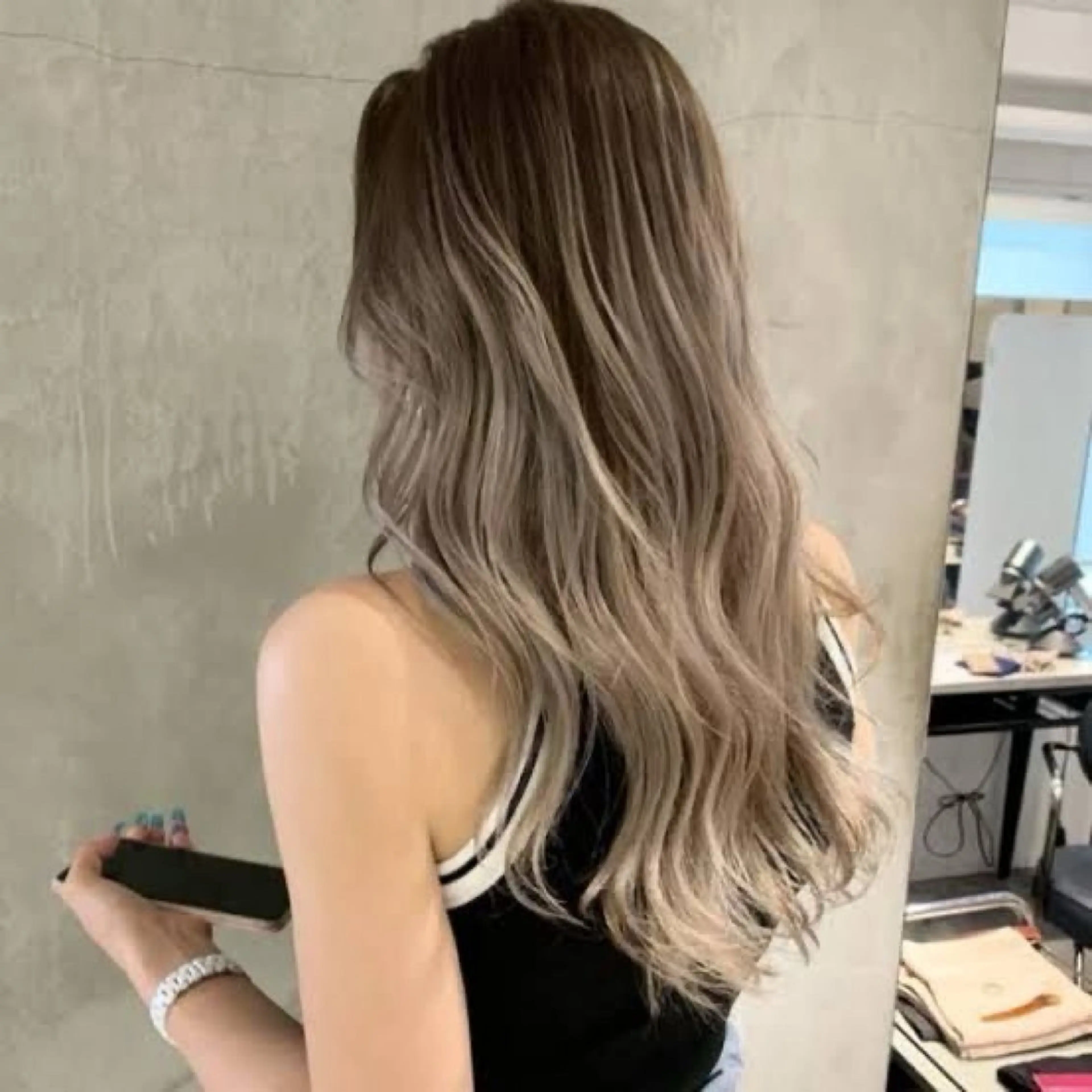 ロング カラー Haruka 🎀暖色カラーのヘアスタイル