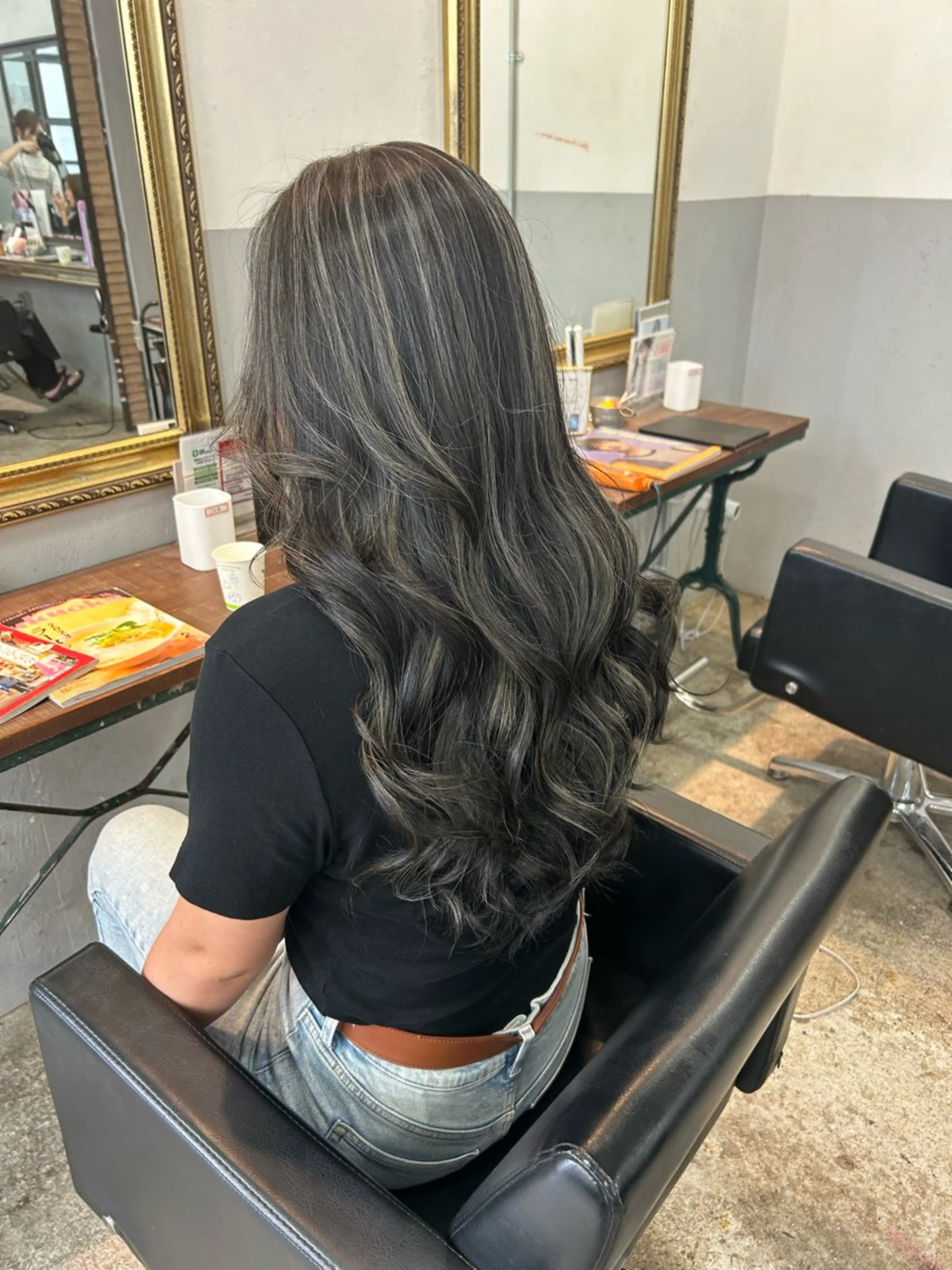 ロング カラー ハイライトカラー ハイライト SITY. 🦋mamiya🦋のヘアスタイル