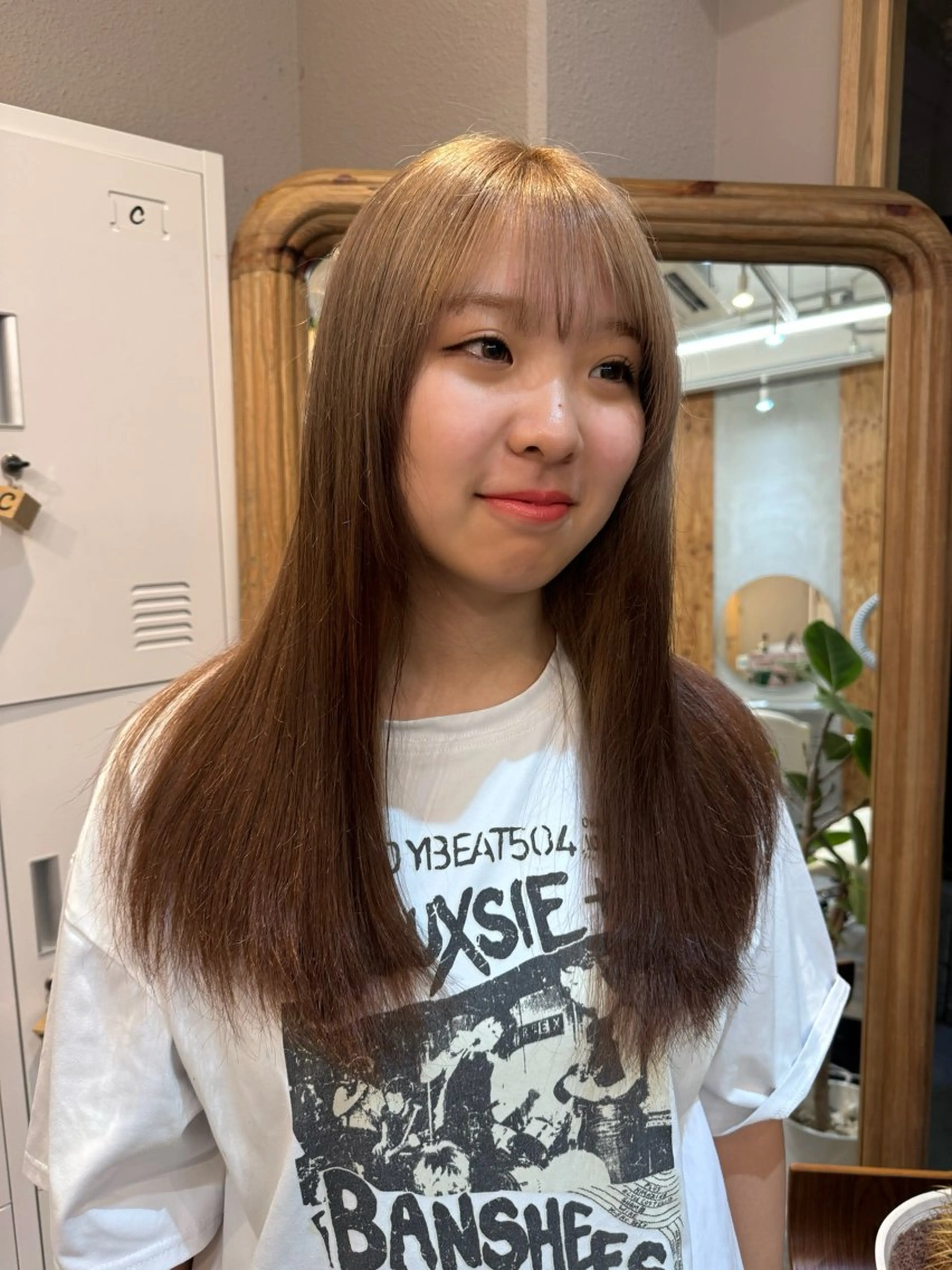 ロング カラー ハイトーン縮毛/縮毛 なーな🎀🤍のヘアスタイル