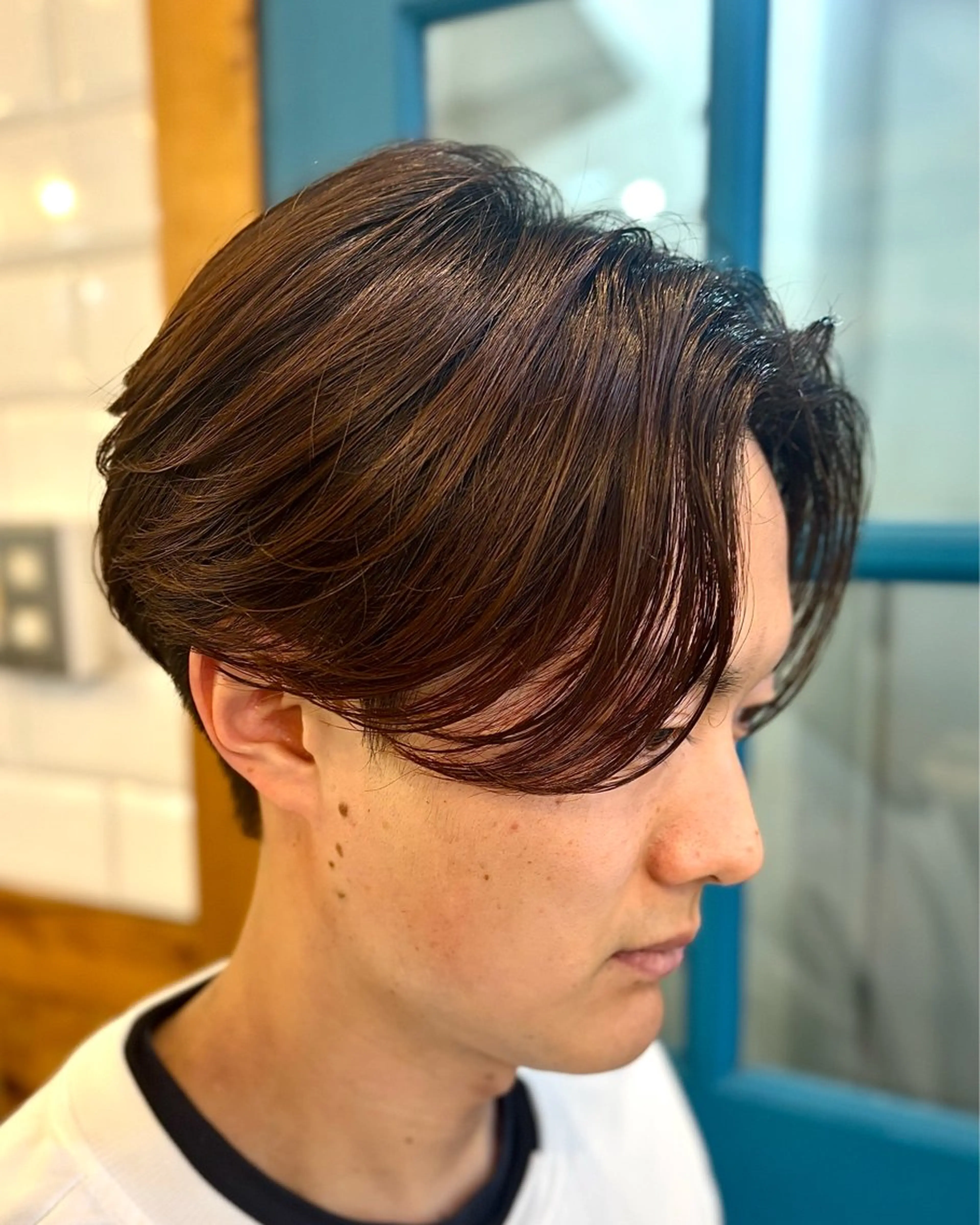 パーマ メンズ センターパート メンズ韓国風 メンズパーマ ニュアンスパーマ カット パーマ ショート、韓国メンズ ヘアのかつらぎのヘアスタイル