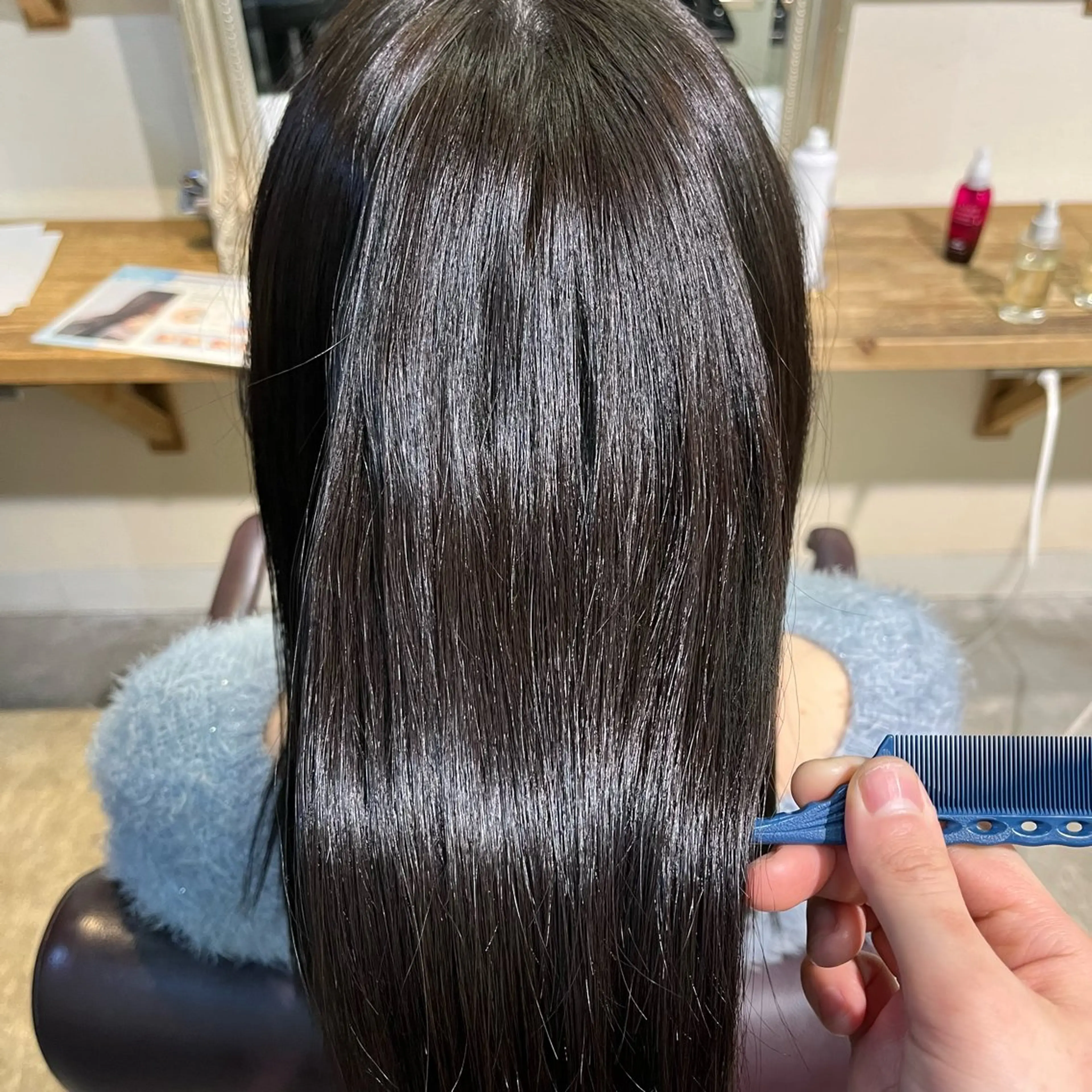 セミロング カラー トリートメント ヘアカラー トリートメント フェザーパーマ🌙 毛流れ yuzukiのヘアスタイル