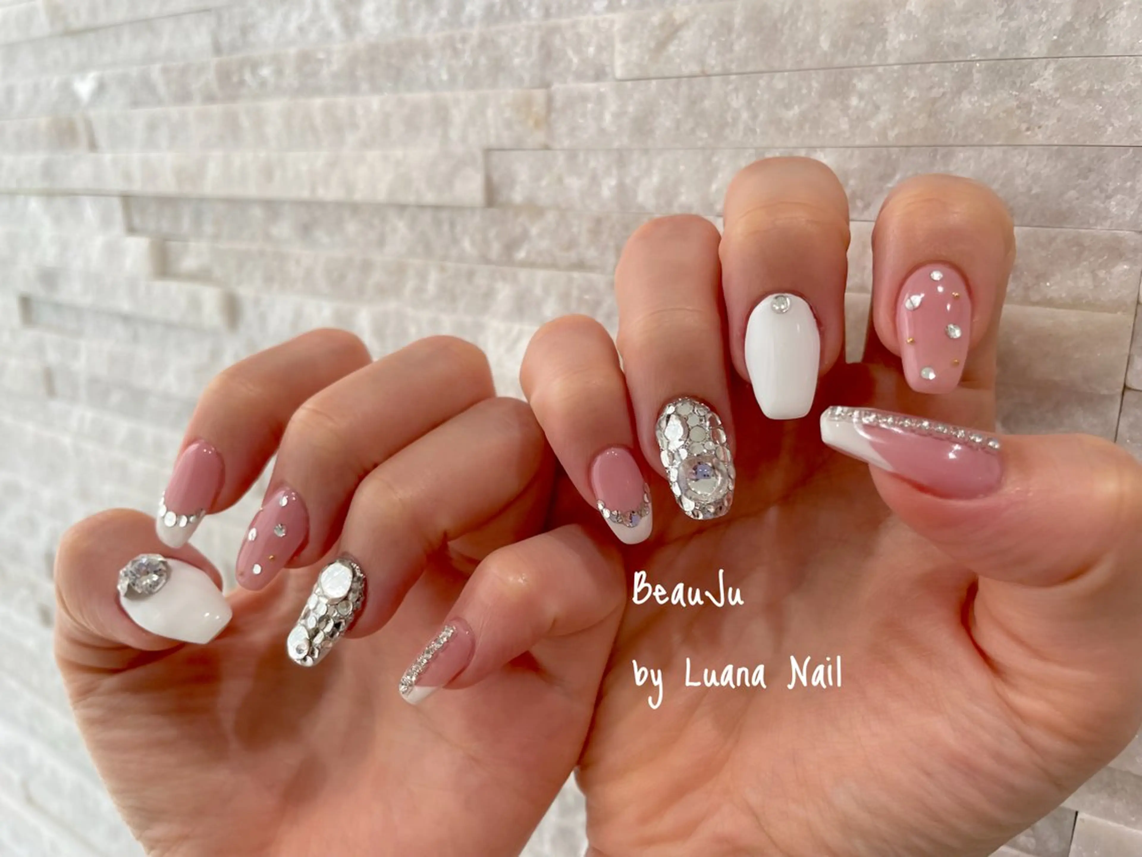ネイル ハンドネイル BeauJu by Luana Nailのネイルデザイン