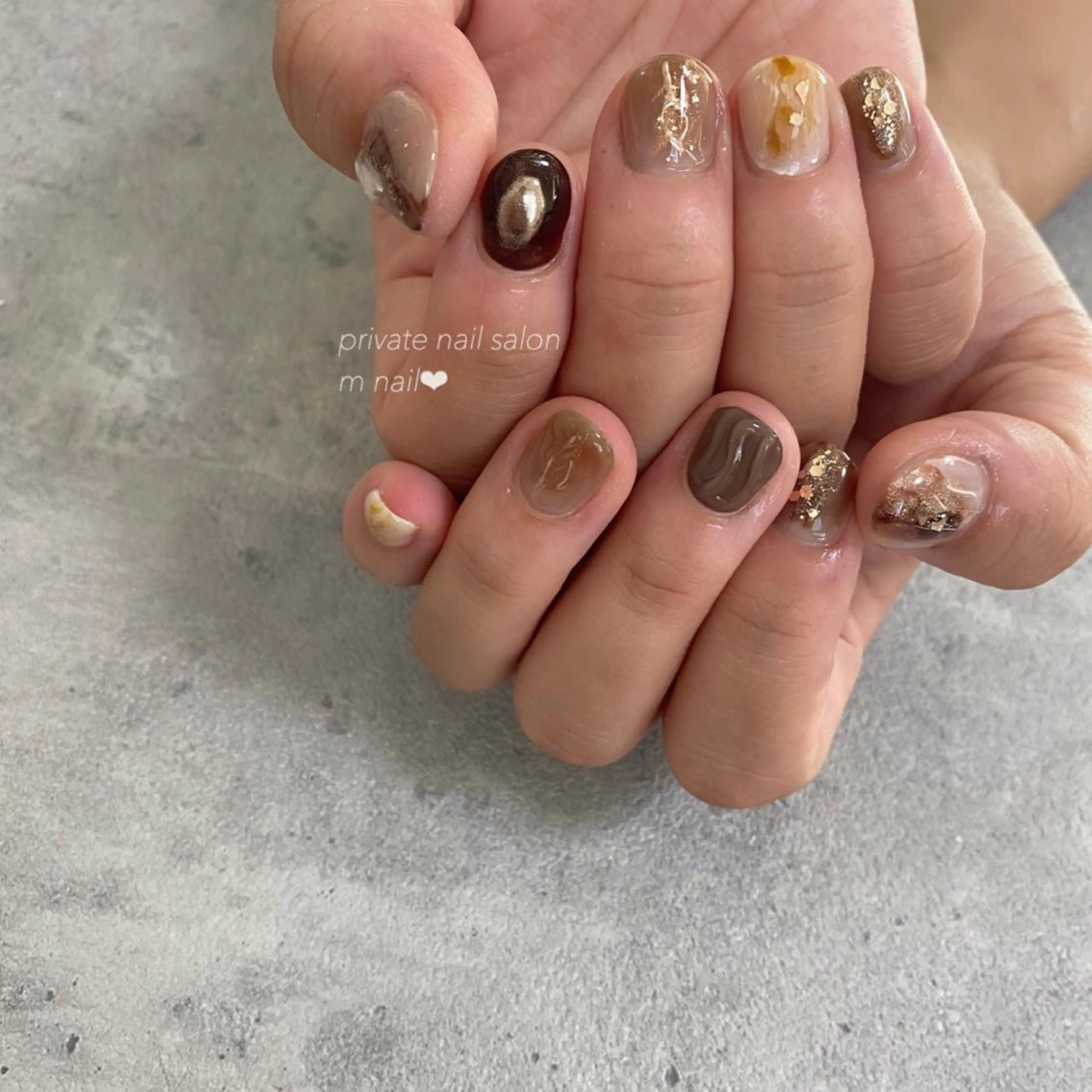 ネイル ブラウン ハンドネイル 小河原 舞のネイルデザイン